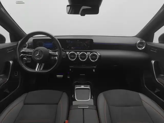 Mercedes-Benz 250 view 18