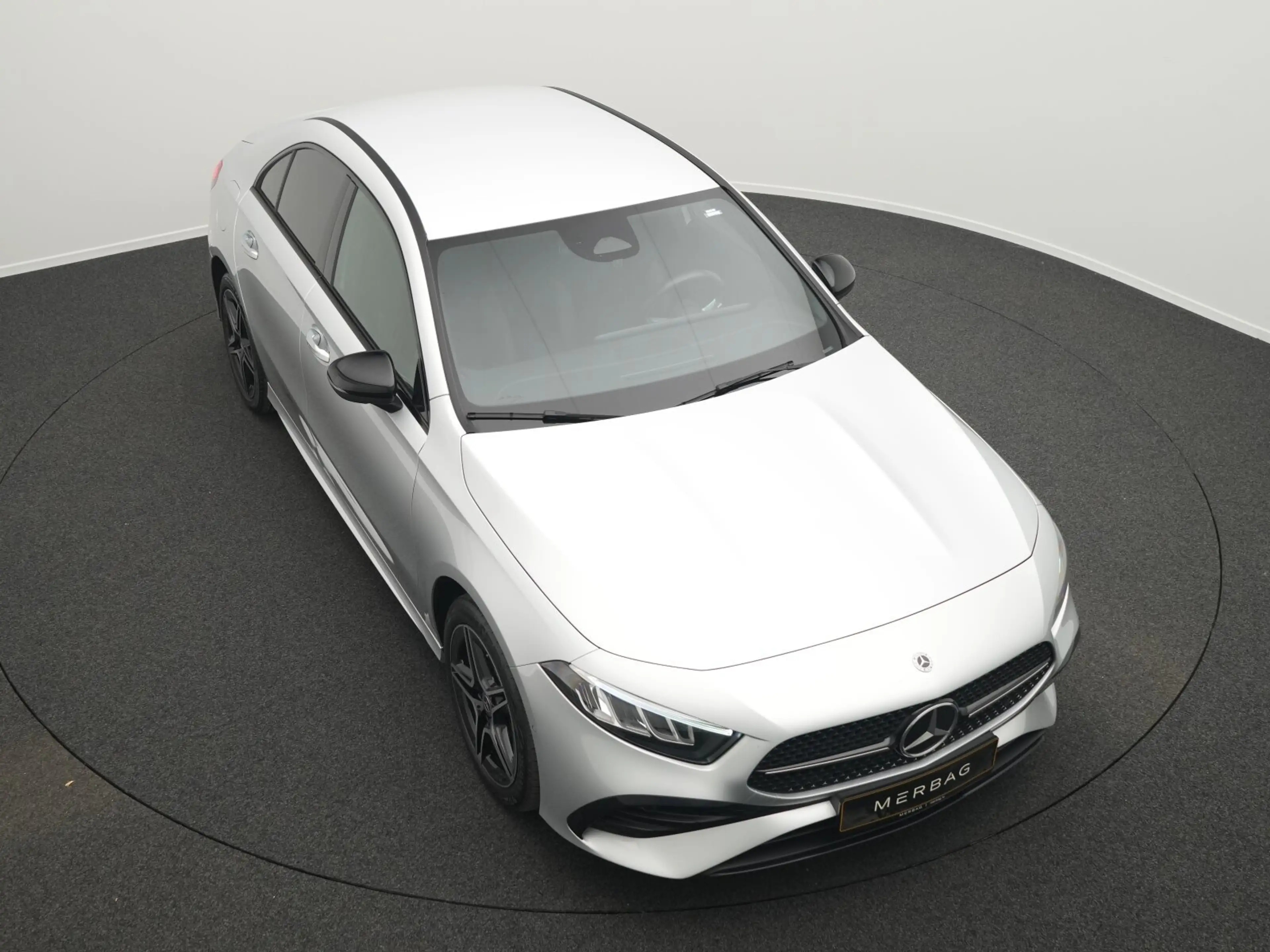 Mercedes-Benz A 250 A 250 e AMG-Line Lim LED+Kamera+Night+Ambi Navi — photo 12