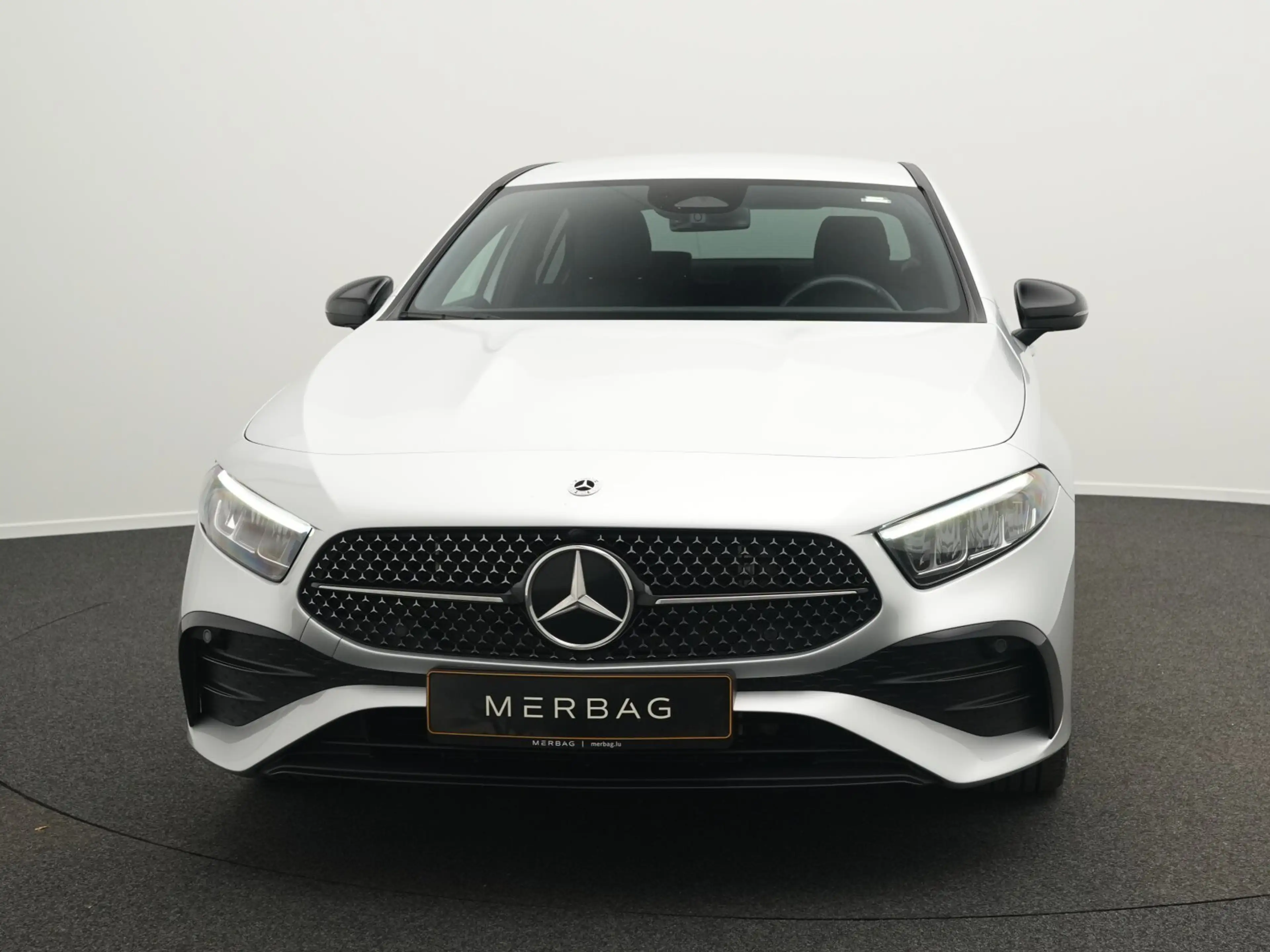 Mercedes-Benz A 250 A 250 e AMG-Line Lim LED+Kamera+Night+Ambi Navi — photo 2