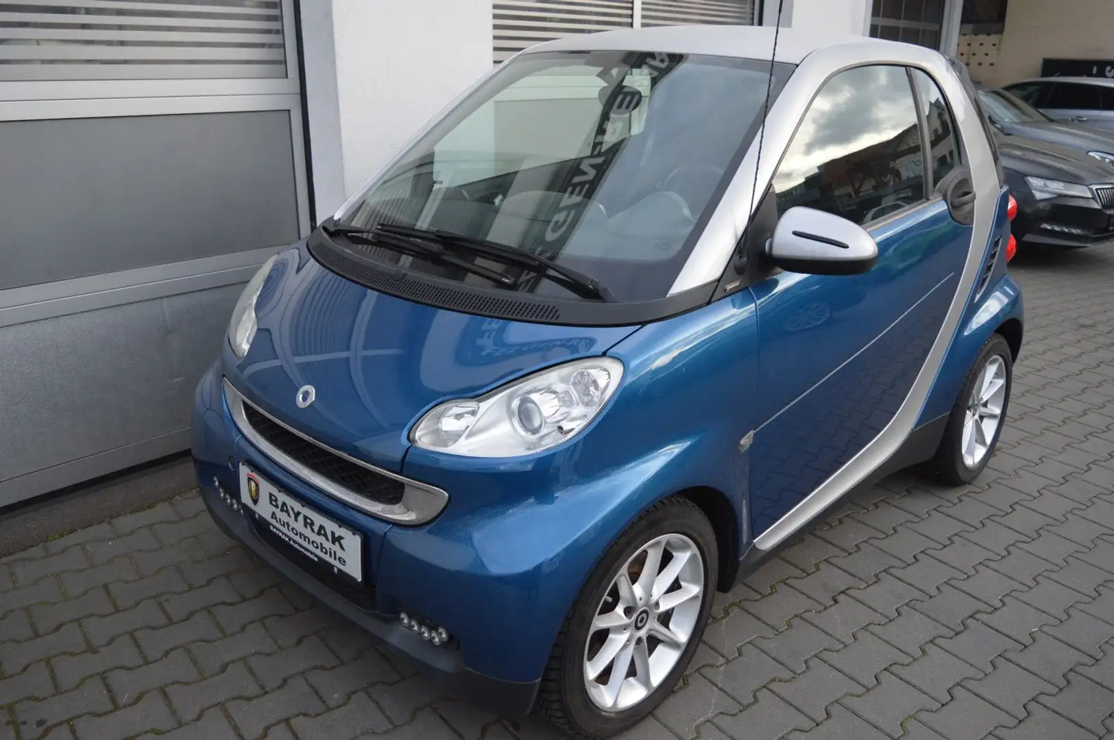 smart forTwo Coupe Passion*Klima*Softouch*TÜV01/2026* Blauw - 1