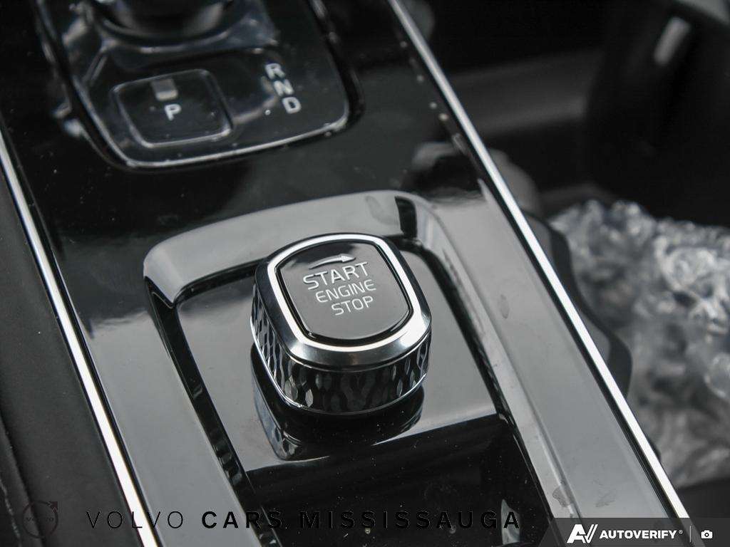 2026 Volvo XC90 B6 AWD Ultra Dark Theme 7-Seater thumb 54
