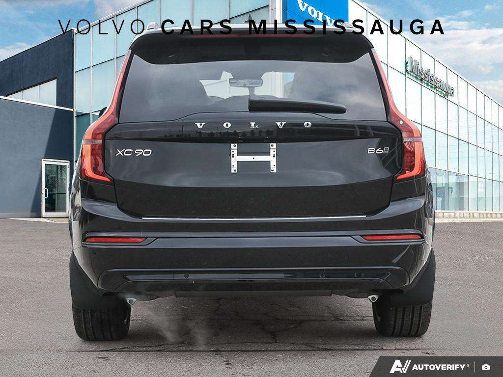 2026 Volvo XC90 B6 AWD Ultra Dark Theme 7-Seater thumb 32