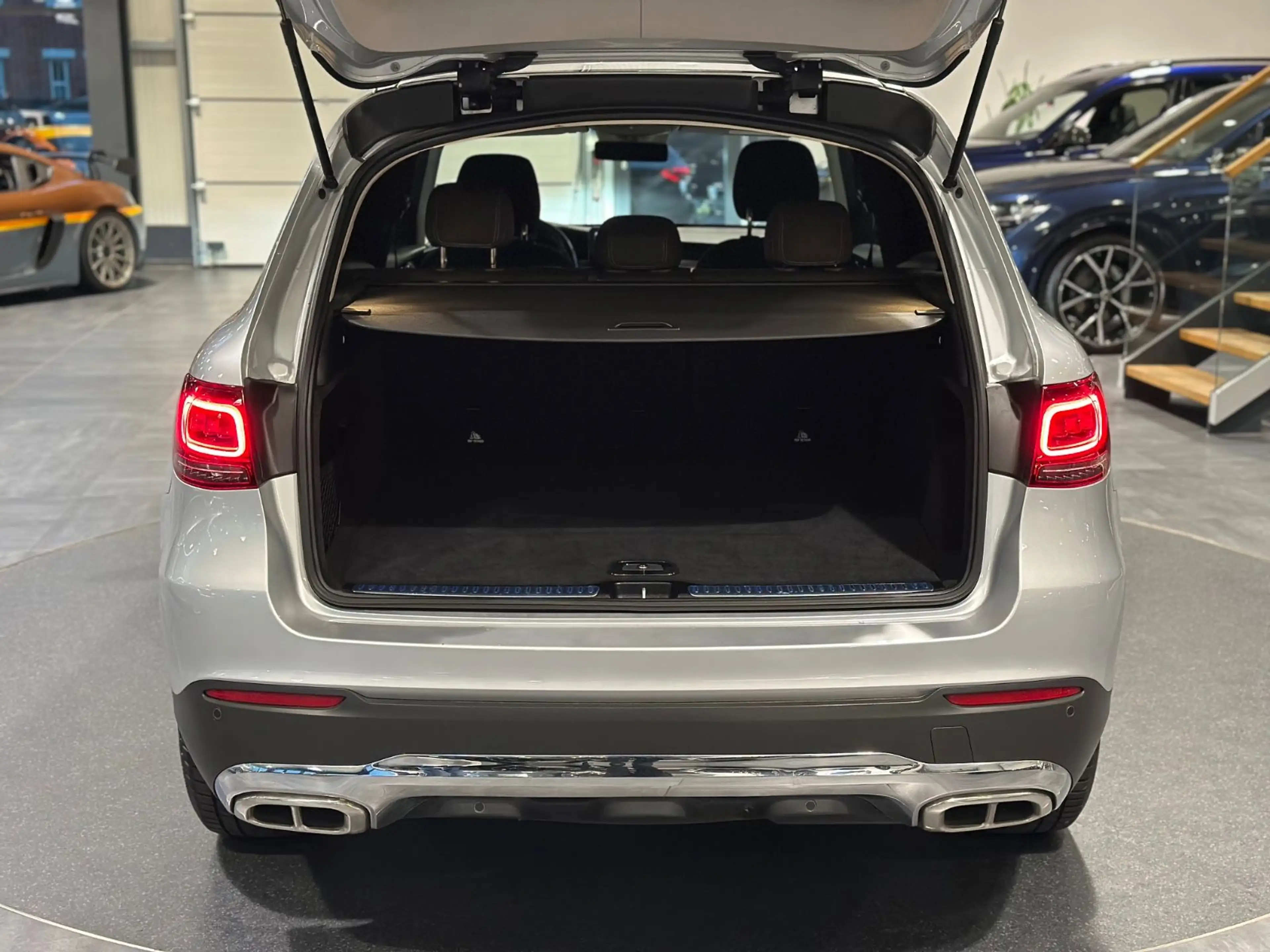 Mercedes-Benz GLC 220 d 4MATIC Aut. Facelift NAV/18LM/LED — photo 10