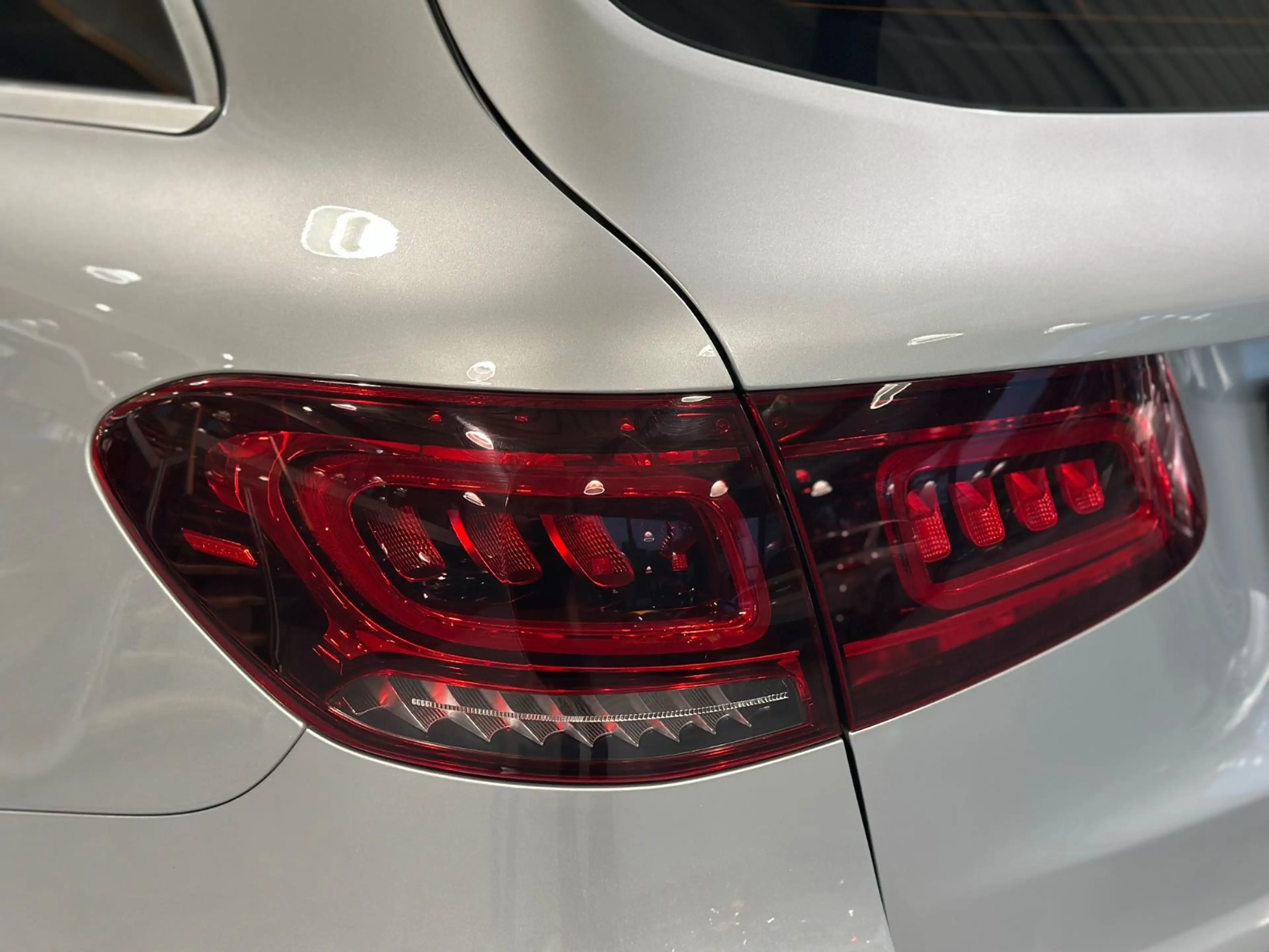 Mercedes-Benz GLC 220 d 4MATIC Aut. Facelift NAV/18LM/LED — photo 12