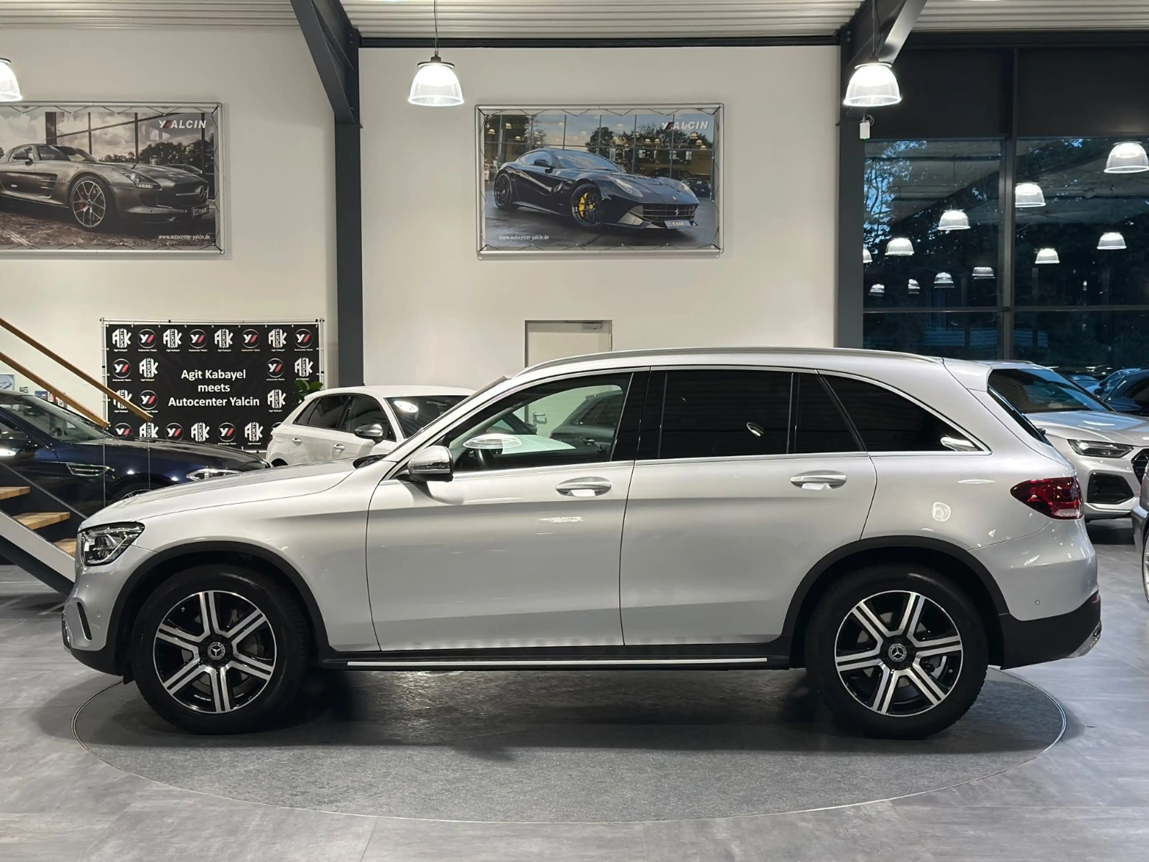 Mercedes-Benz GLC 220 d 4MATIC Aut. Facelift NAV/18LM/LED — photo 6