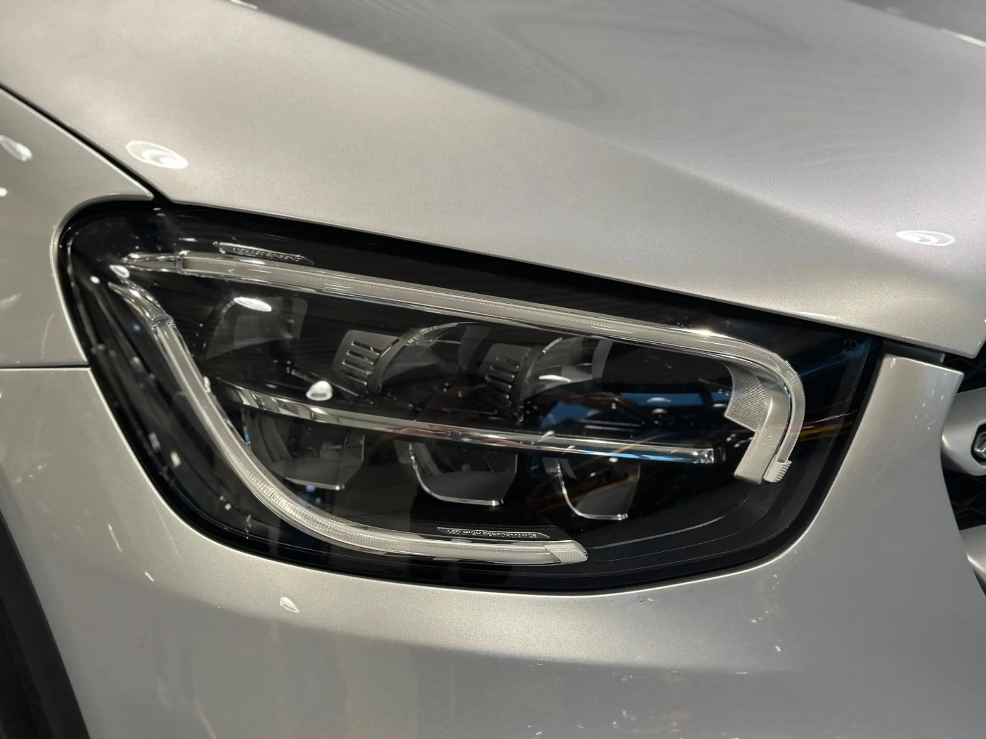 Mercedes-Benz GLC 220 d 4MATIC Aut. Facelift NAV/18LM/LED — photo 11