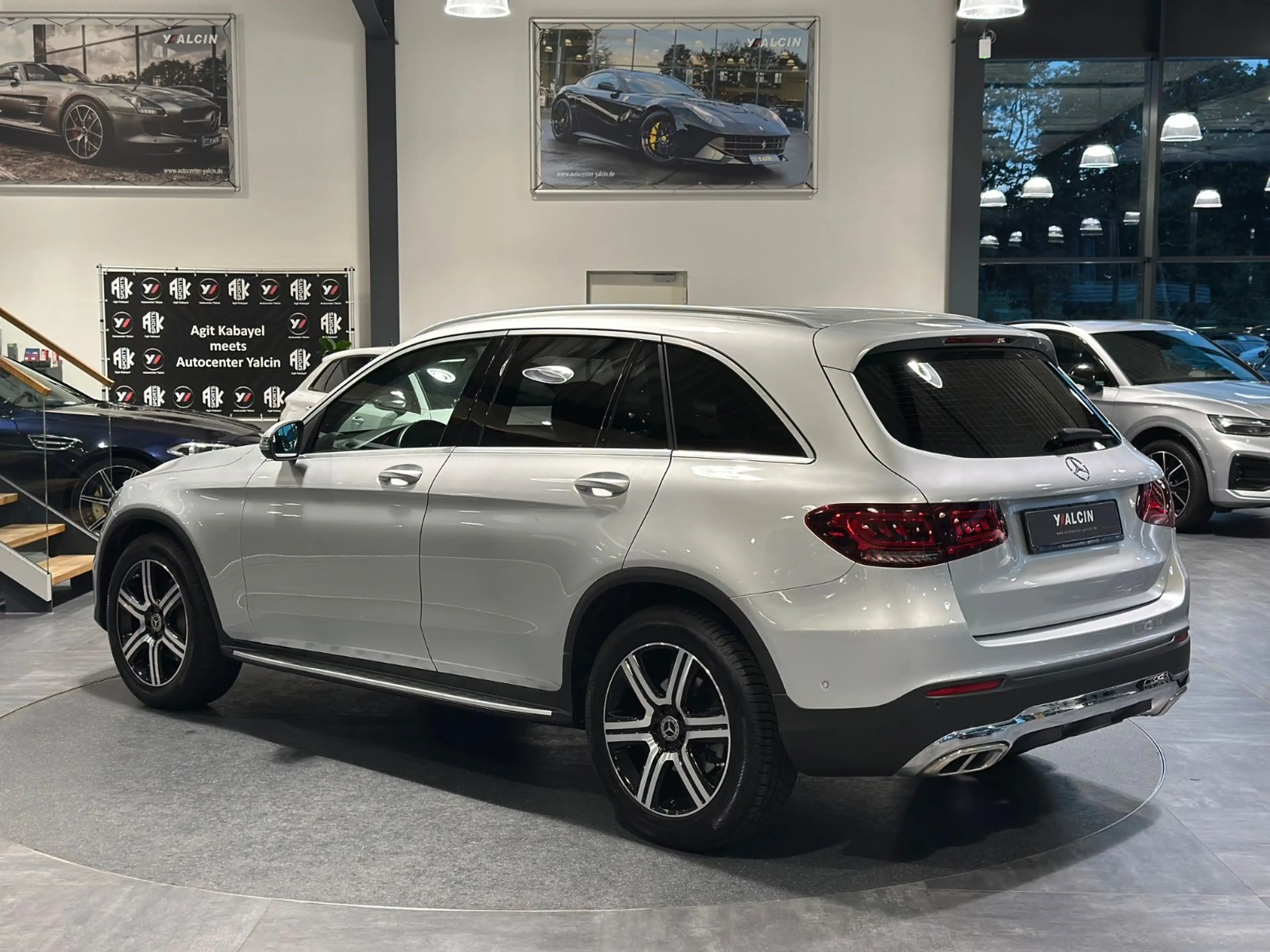 Mercedes-Benz GLC 220 d 4MATIC Aut. Facelift NAV/18LM/LED — photo 4