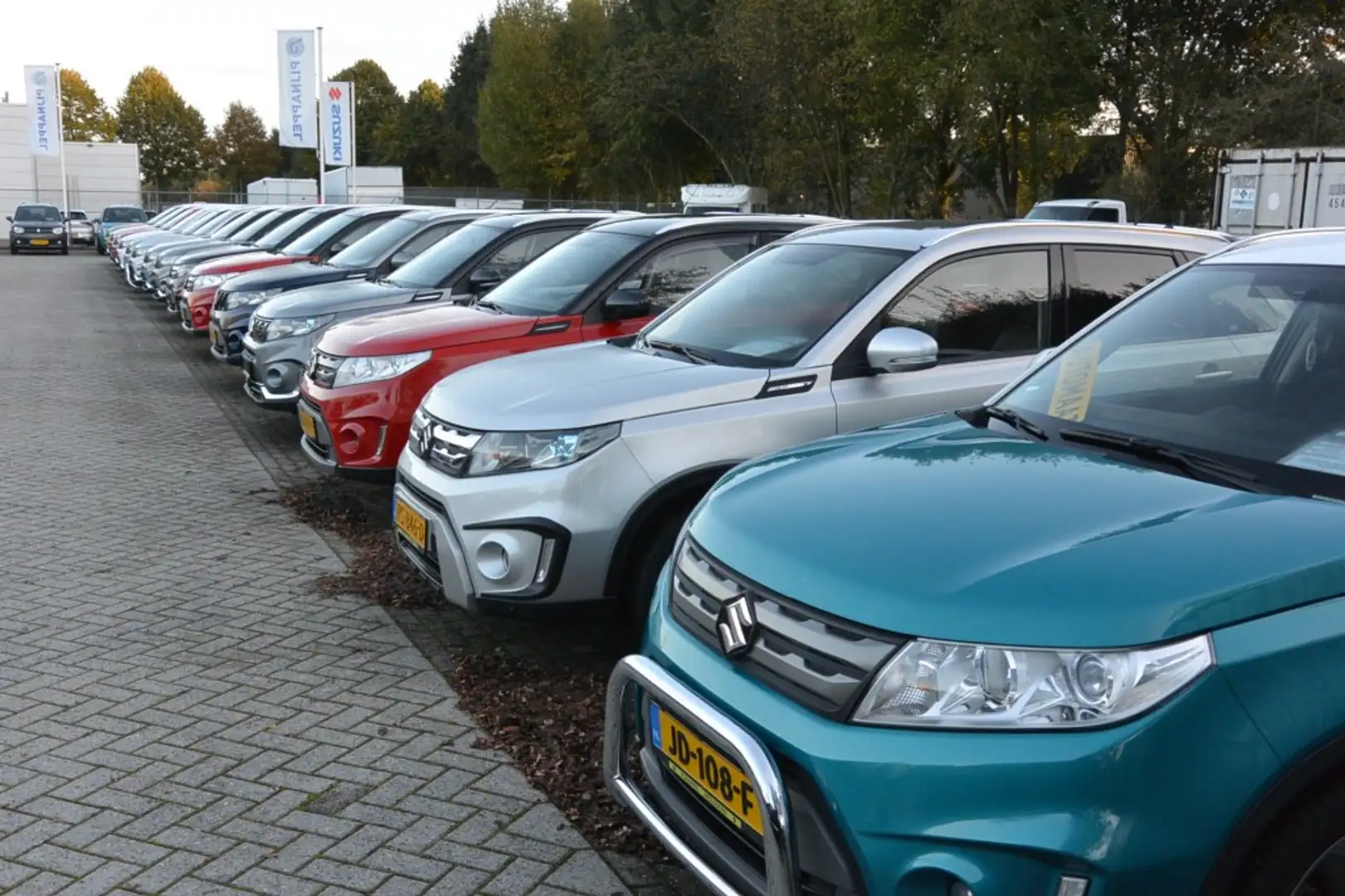 Suzuki Vitara 1.4 Style Smart Hybrid Navigatie/Camera Zwart - 2