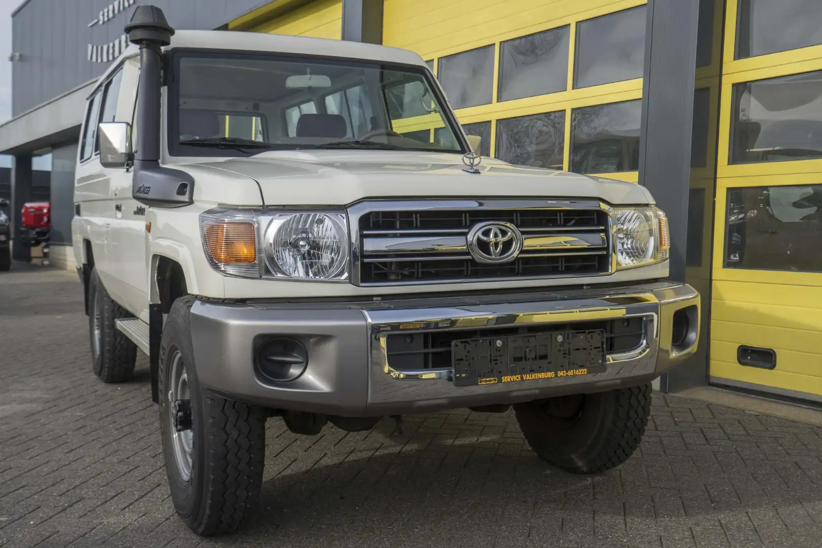 Toyota Land Cruiser Landcruiser GRJ 78 4.0 V6 Euro6 Airco NL Kenteken Bílá - 1