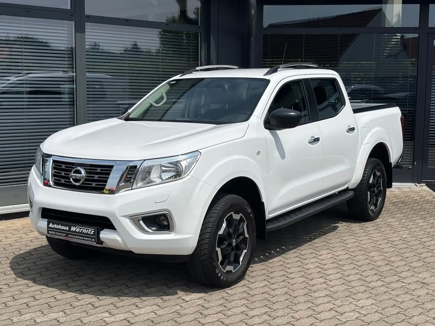 Nissan Navara NP300 Acenta Double Cab 4x4 *AHK* Weiß - 1