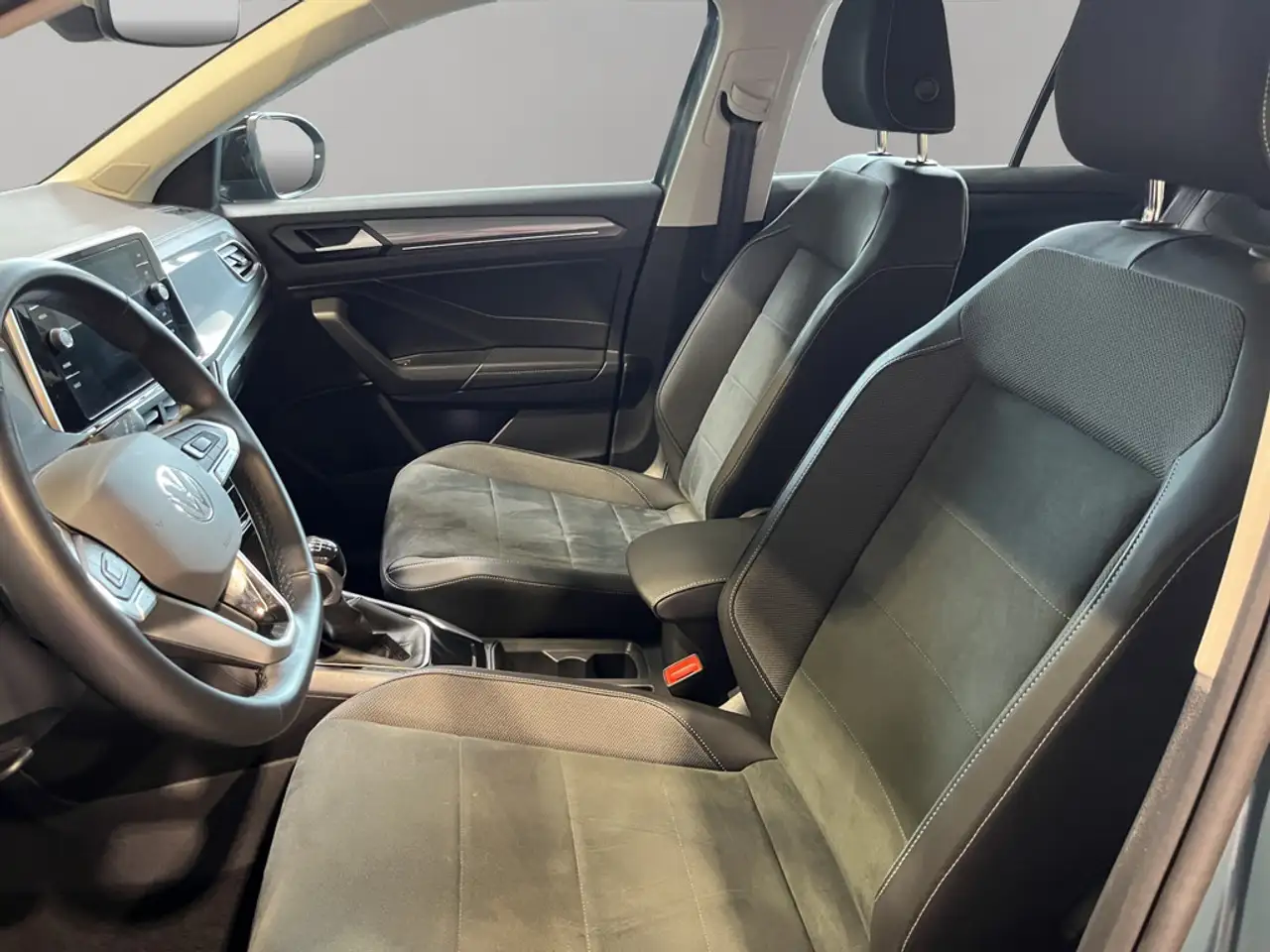 Volkswagen T-Roc 1.0 TSI Style PDC SHZ ACC FACEL. LED 7