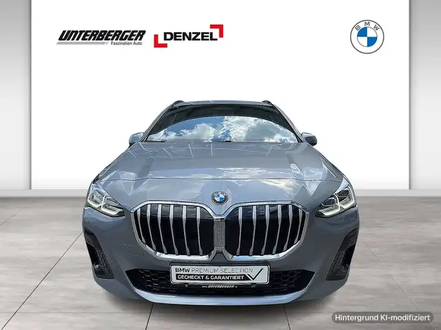 BMW 2 Series view 3