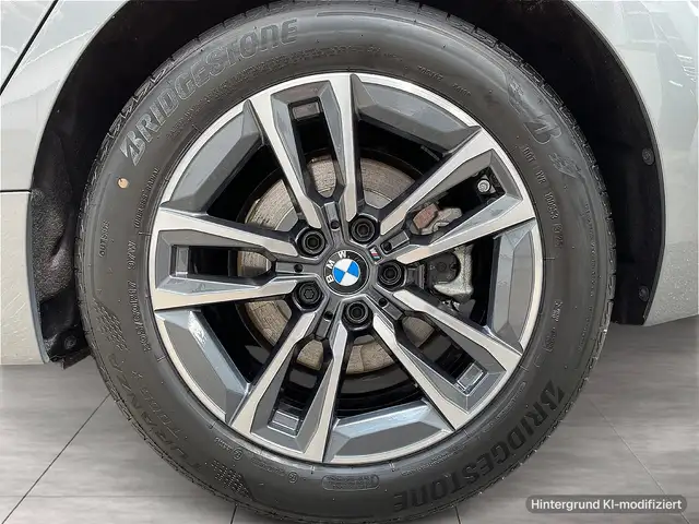 BMW 2 Series view 6