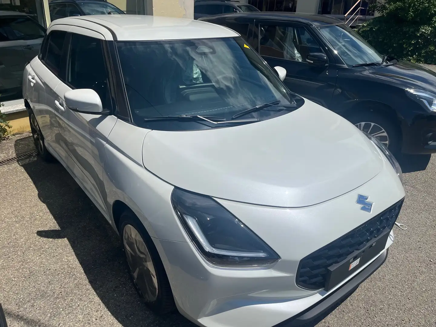 Suzuki Swift 1.2 4WD HYBRID TOP, VEICOLO NUOVO, SUZUKI DAL 1986 Bianco - 1
