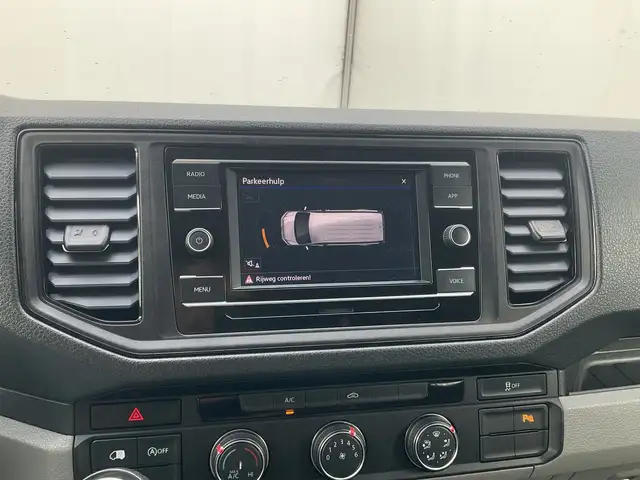 Volkswagen Crafter view 6