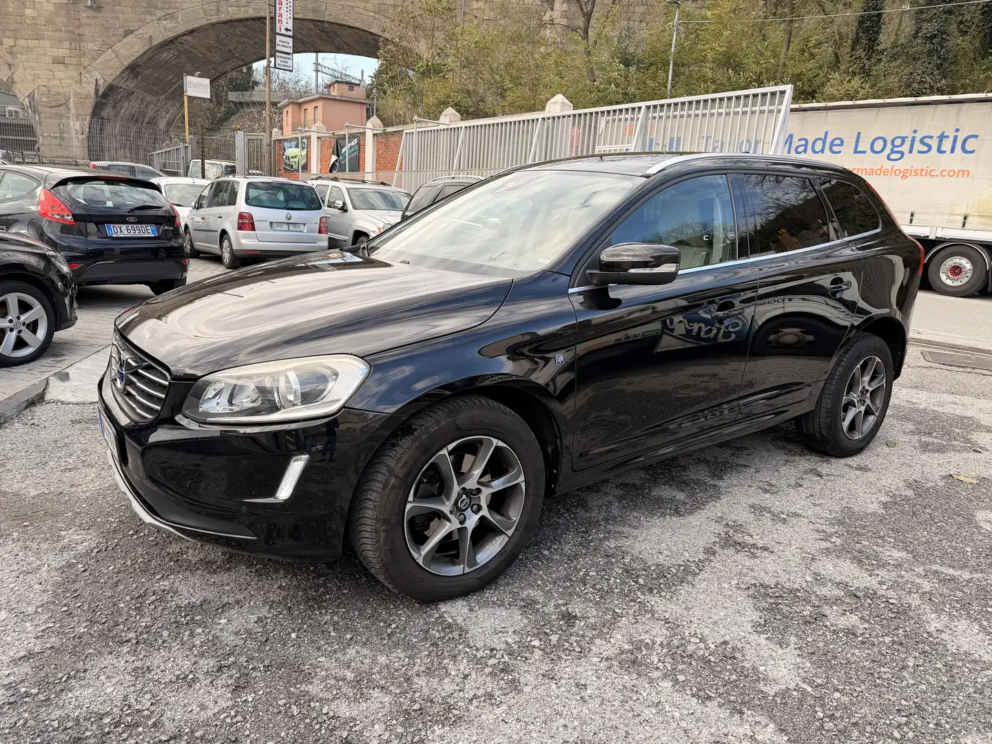 Volvo XC60 2.0 d3 Ocean Race 150cv geartronic - 1