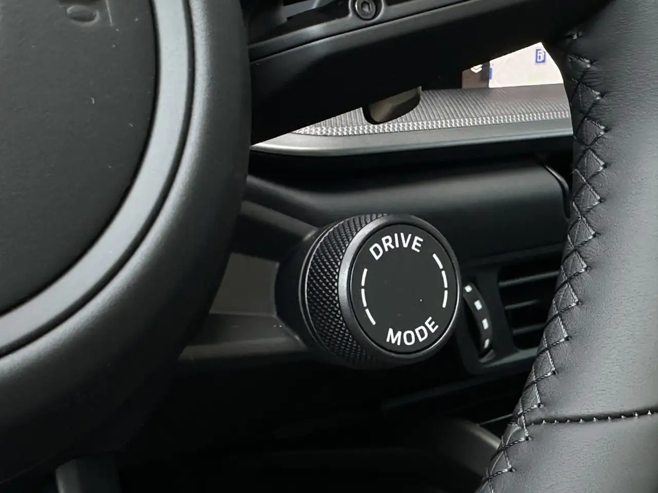 Porsche 992 911 Carrera Schiebe-/Hubdach BOSE LIFT 15
