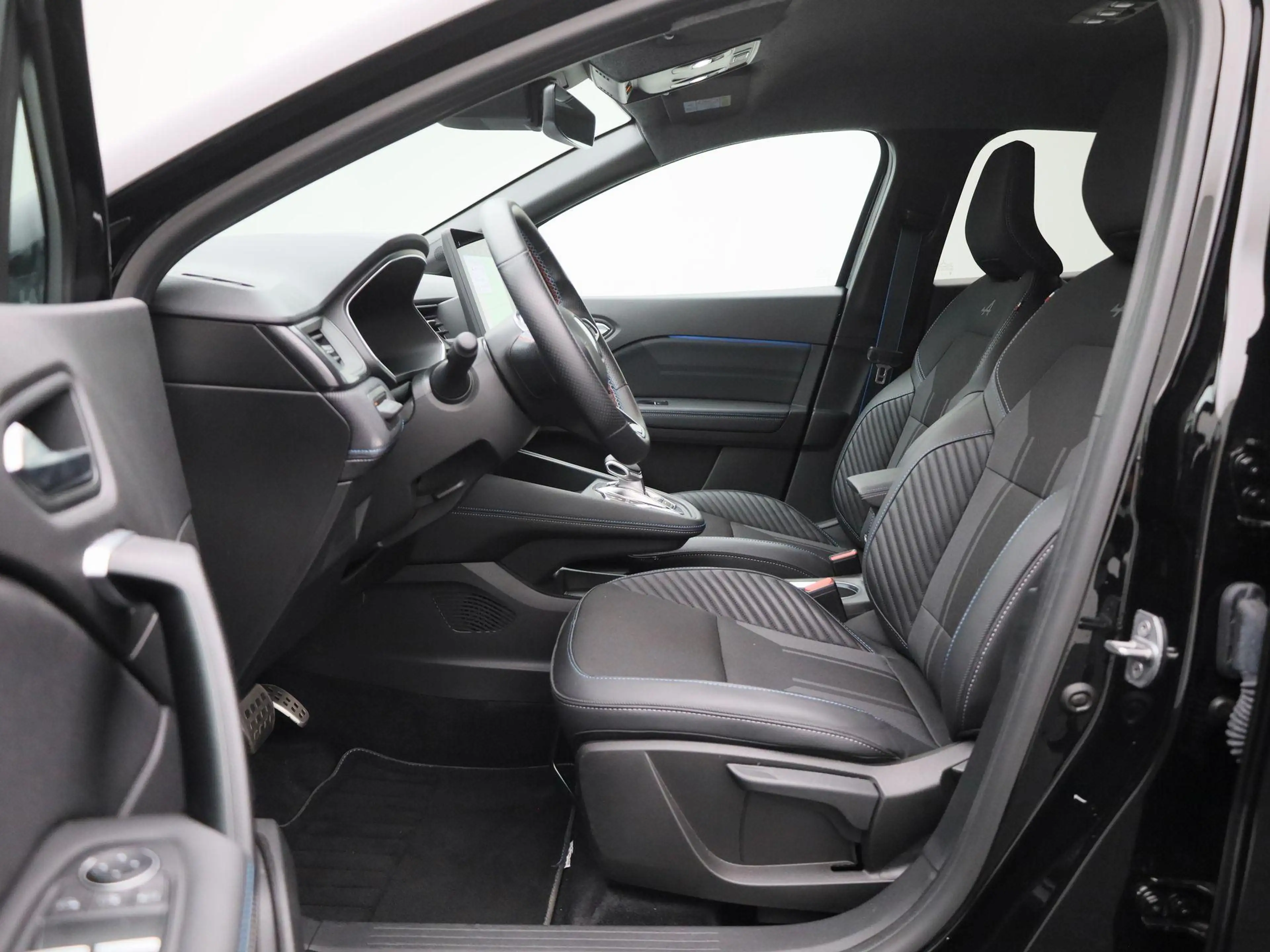 Renault Captur 1.6 E-Tech full hybrid 145 esprit Alpine | Automaa — photo 11