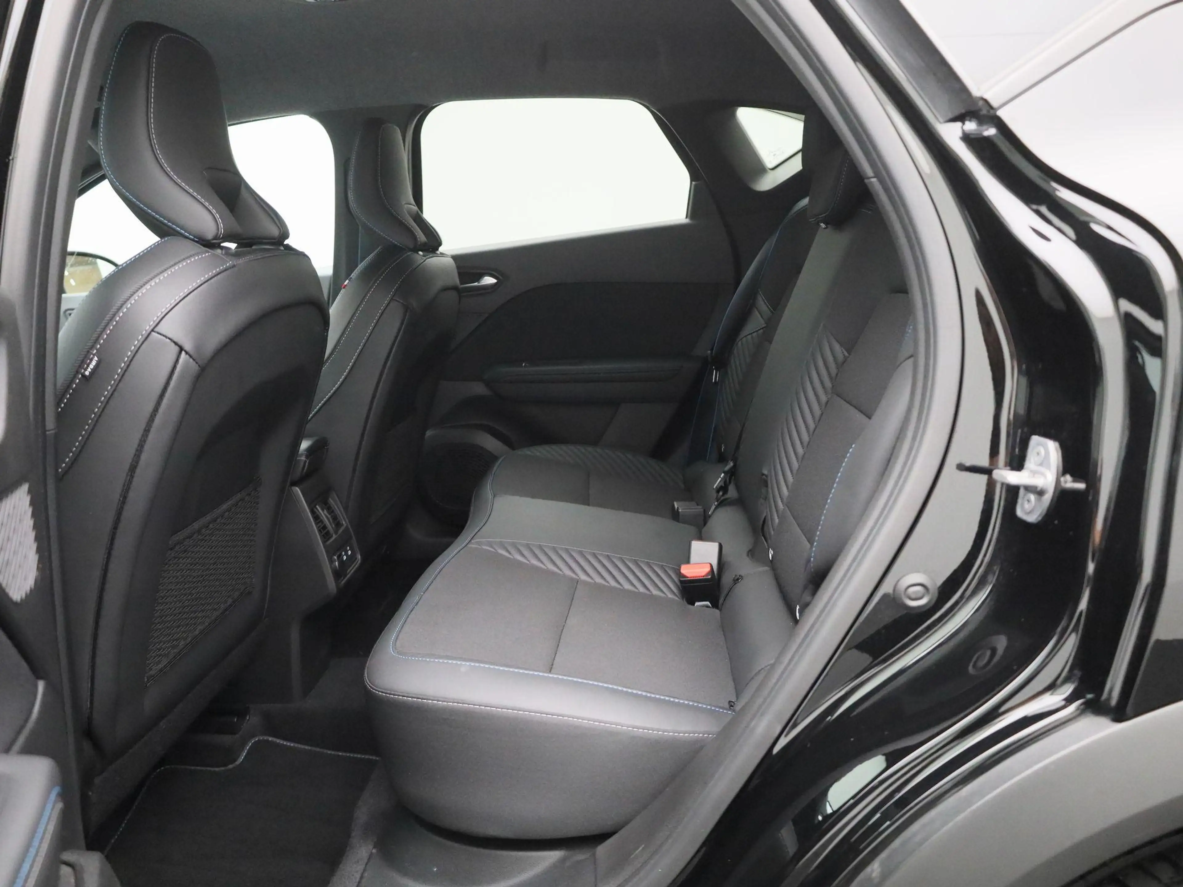 Renault Captur 1.6 E-Tech full hybrid 145 esprit Alpine | Automaa — photo 12