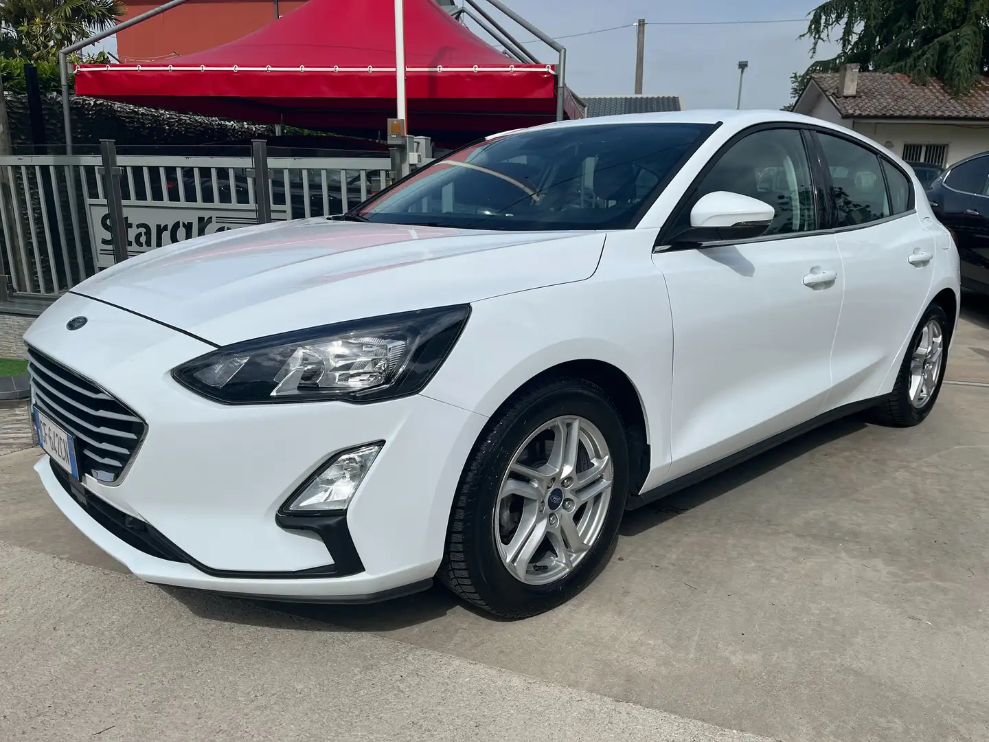 Ford Focus 1.5 ecoblue Business  120 cv Blanc - 1