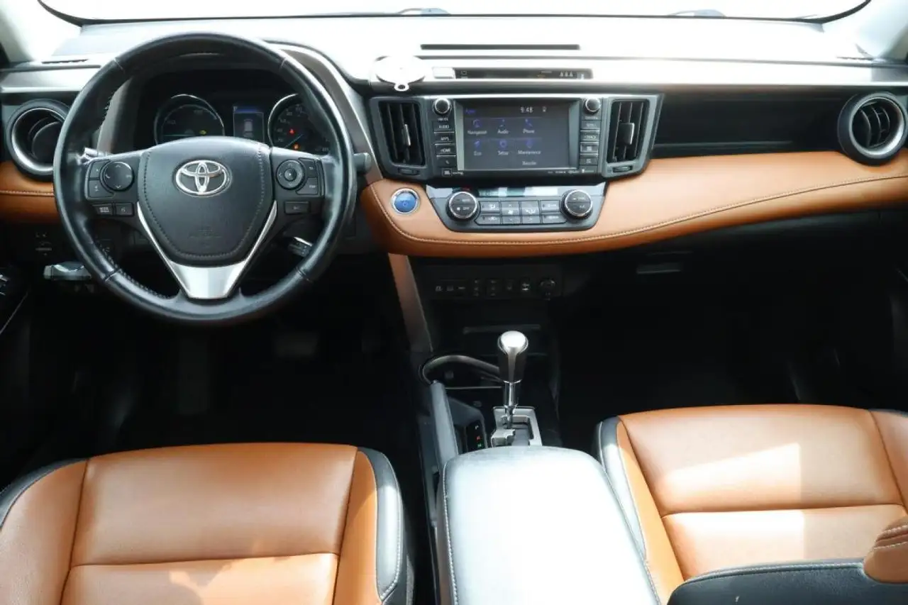 Toyota RAV 4 photo Toyota RAV 4