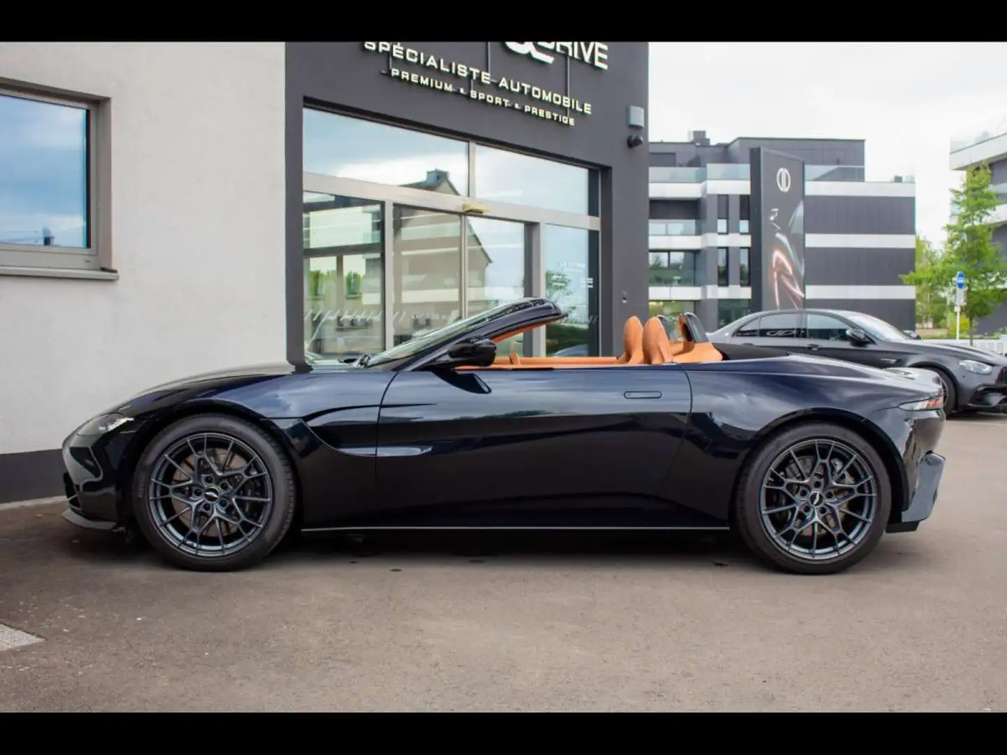 Aston Martin V8 Vantage ROADSTERPREMIUM WARRANTY 12/25360XPEL Noir - 2