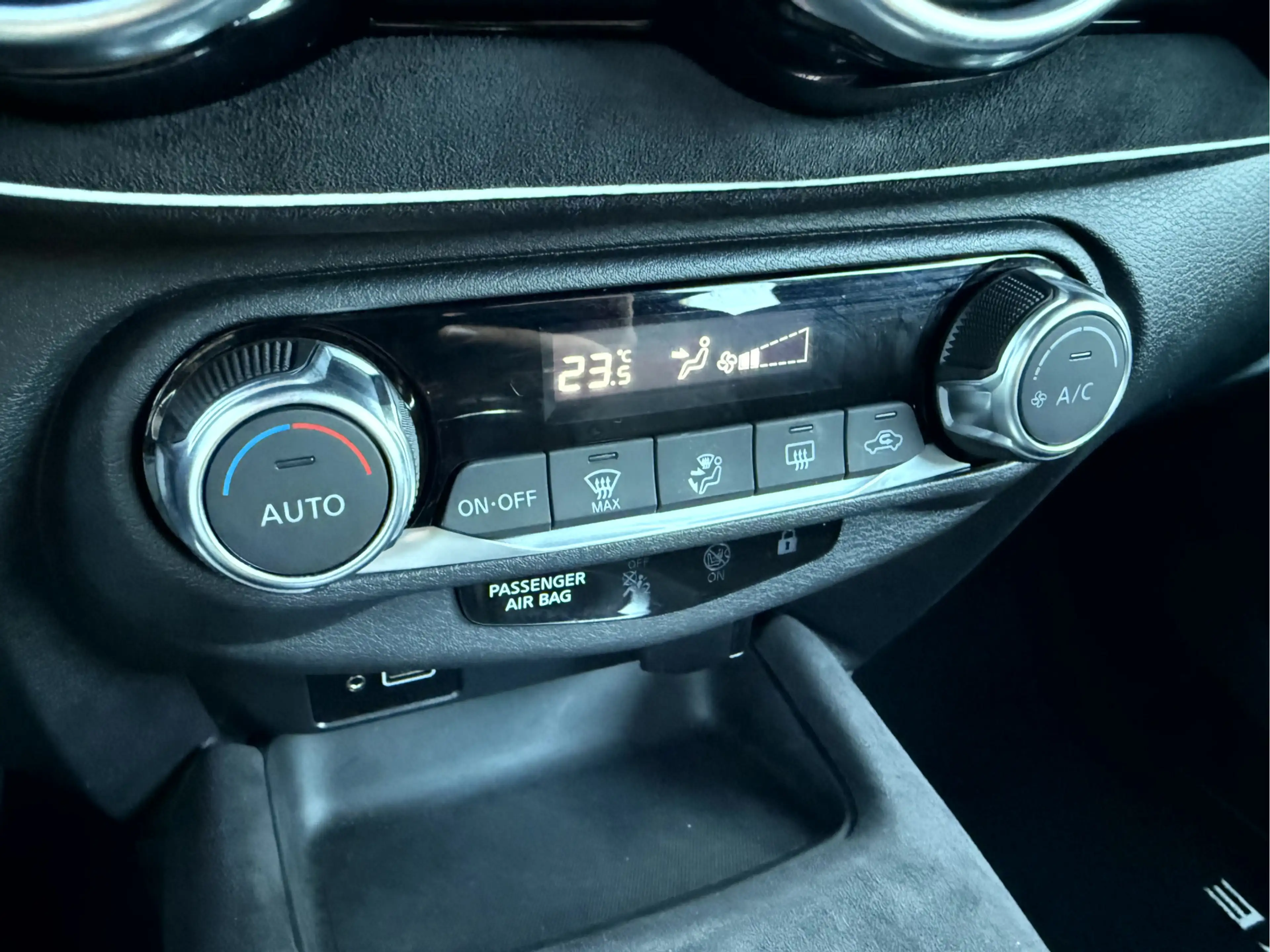 Nissan Juke 1.0 DIG-T N-Design Leer, 360camera, App Connect — photo 7