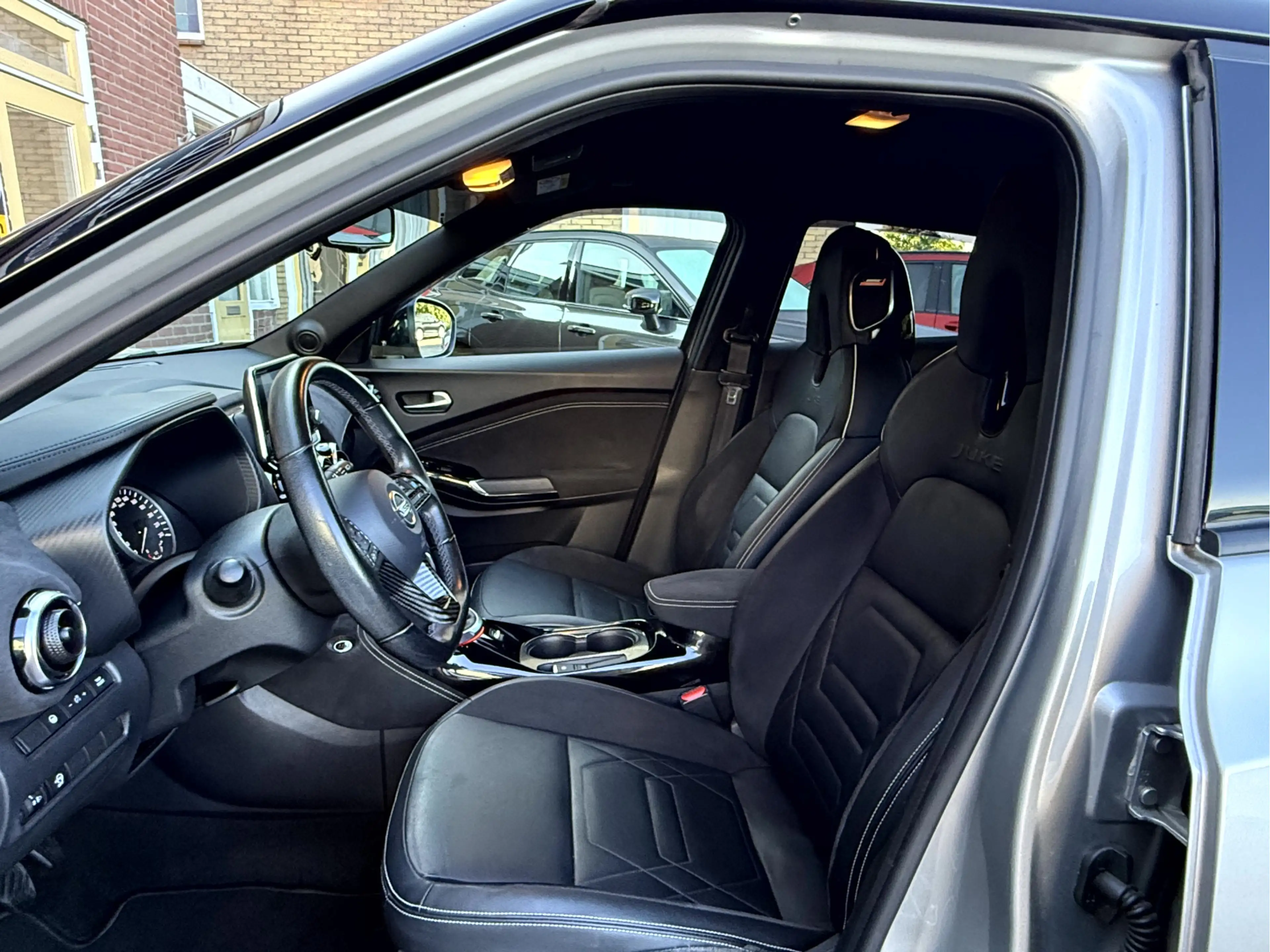 Nissan Juke 1.0 DIG-T N-Design Leer, 360camera, App Connect — photo 4
