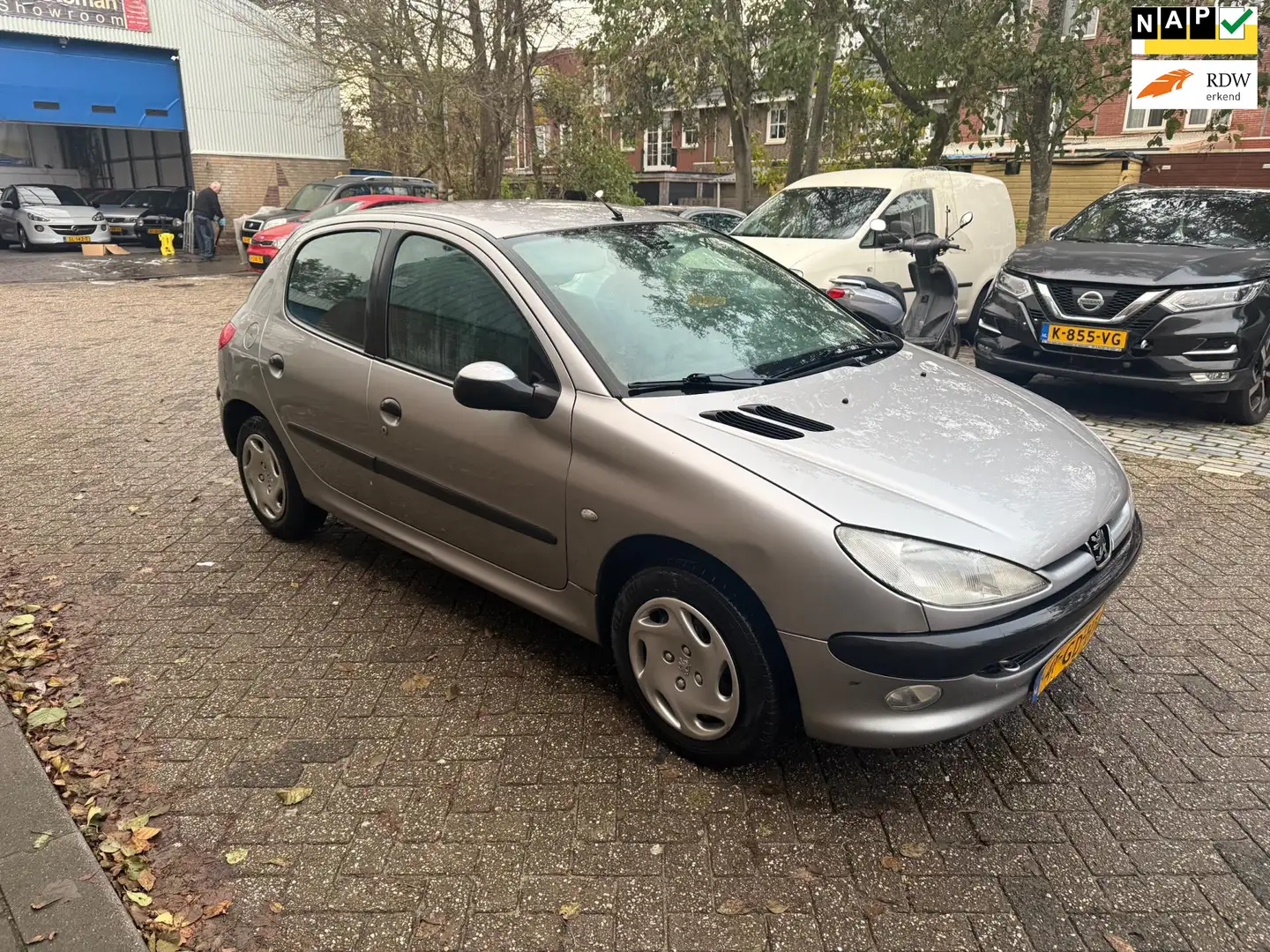 Peugeot 206 AUTOMAAT / 138.000 NAP / 5 deurs / Nieuw APK Gris - 1