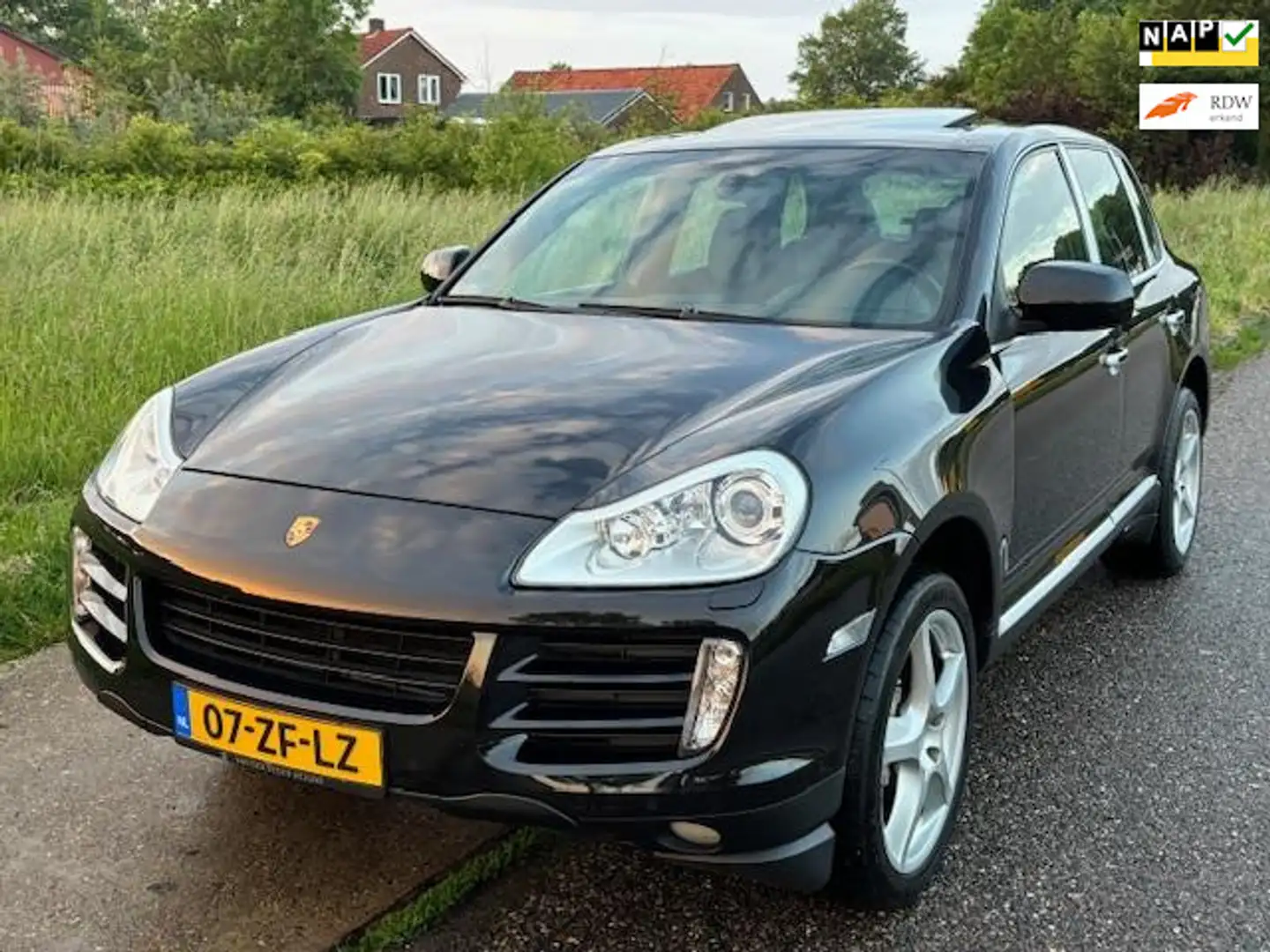 Porsche Cayenne 4.8 S Automaat ECC AUDIO/NAVI WERKT NIET!! Electri Fekete - 1