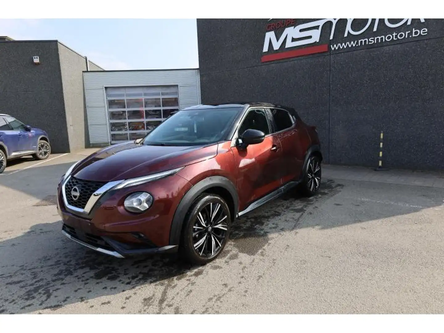 Nissan Juke 1,0L DIG-T 114 MT MY23 N-DESIG Rouge - 1