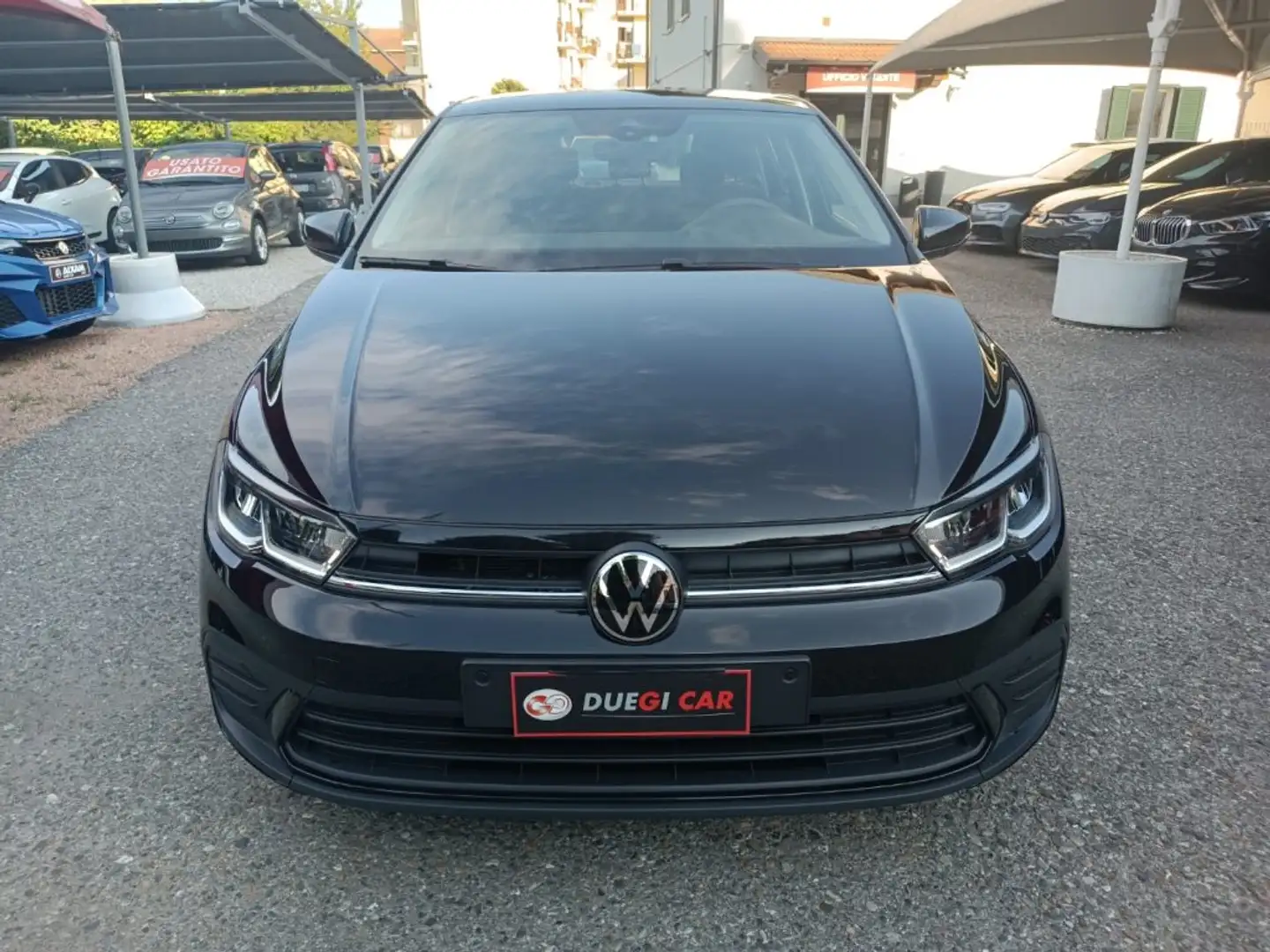 Volkswagen Polo 1.0 Life Schwarz - 2