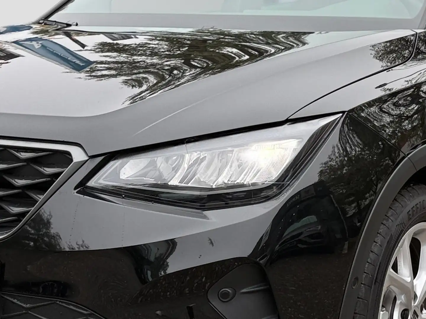 SEAT Arona 1.0 TSI DSG FR NAVI ACC AHK LED SHZ Kamera Negru - 2