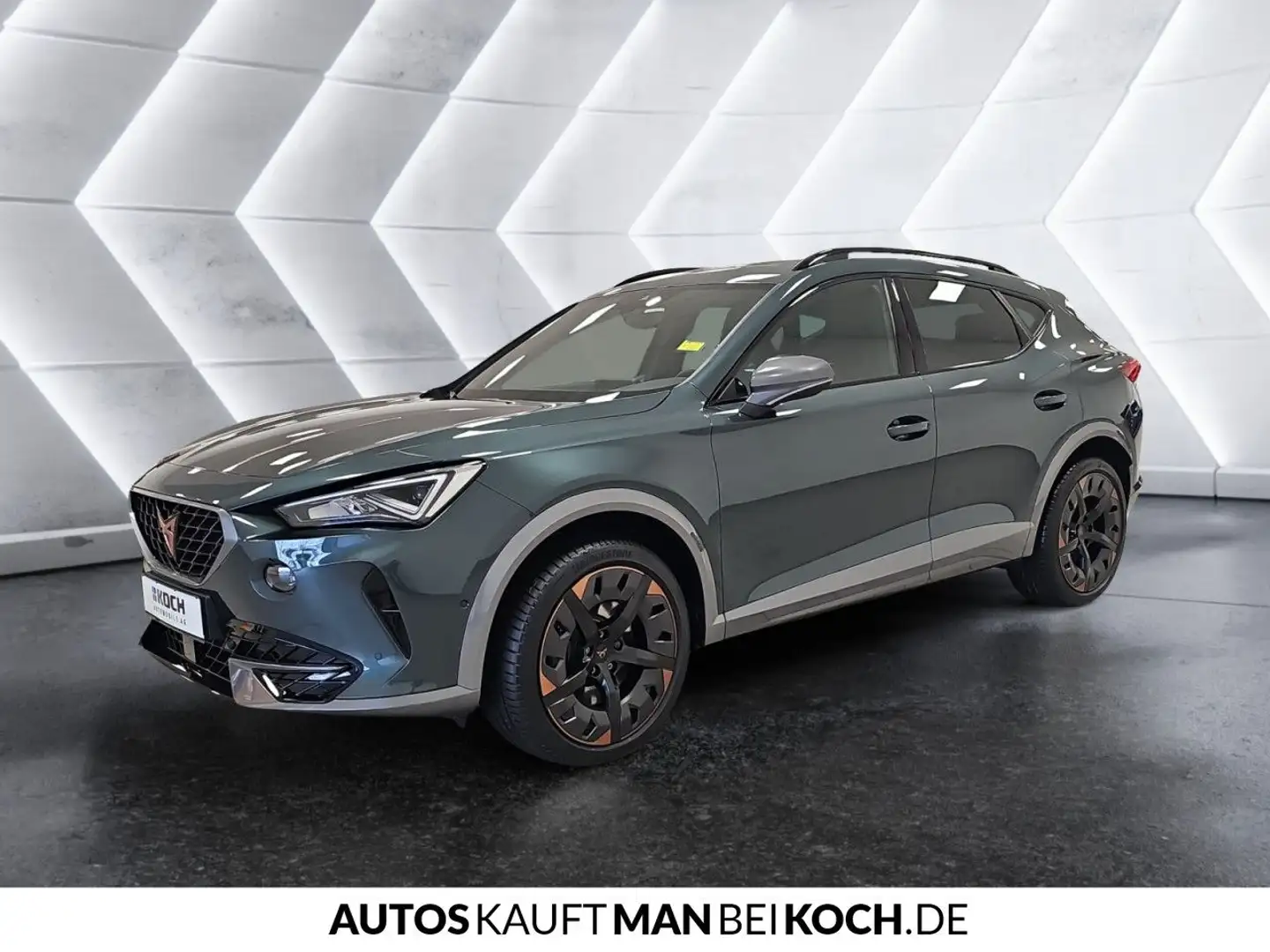 CUPRA Formentor VZ 2.0TSI 4x4 DSG PDC LED ACC BEATS Grün - 2