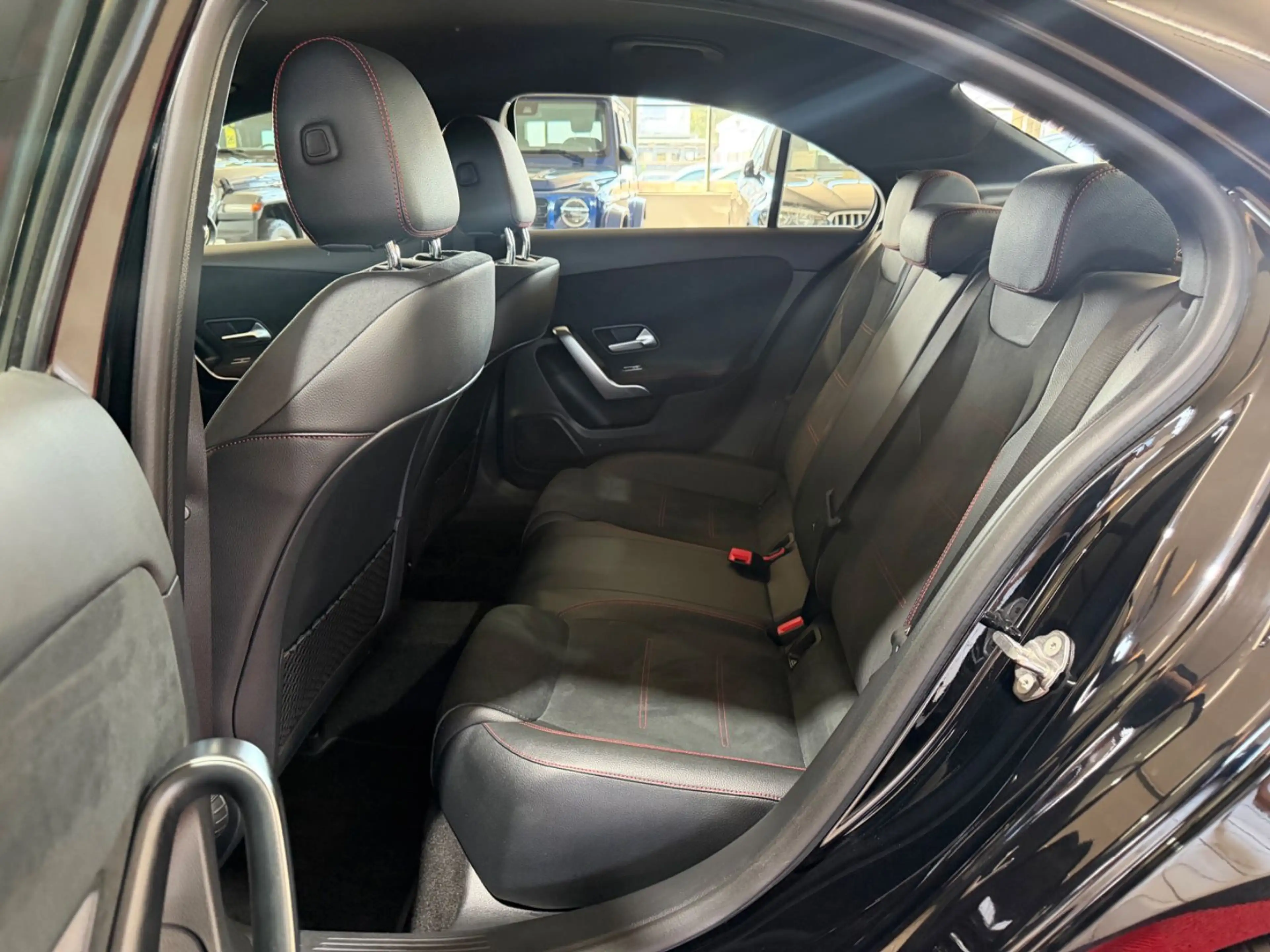 Mercedes-Benz A 180 *AMG-LINE*AMBIENTE*WIDECREEN*LED* — photo 14