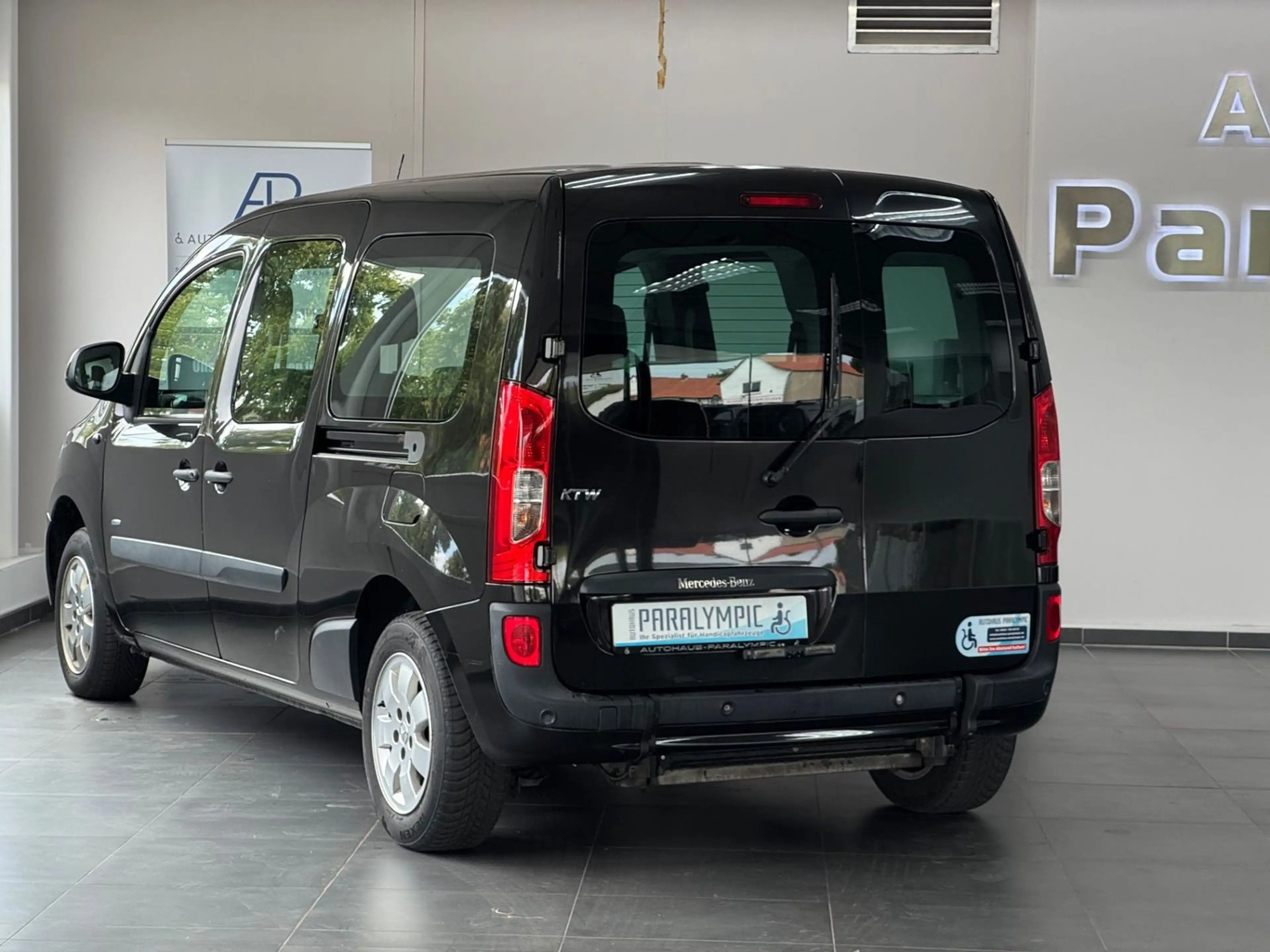 Mercedes-Benz Citan Extralang Rollstuhlgerecht-Rampe — photo 4