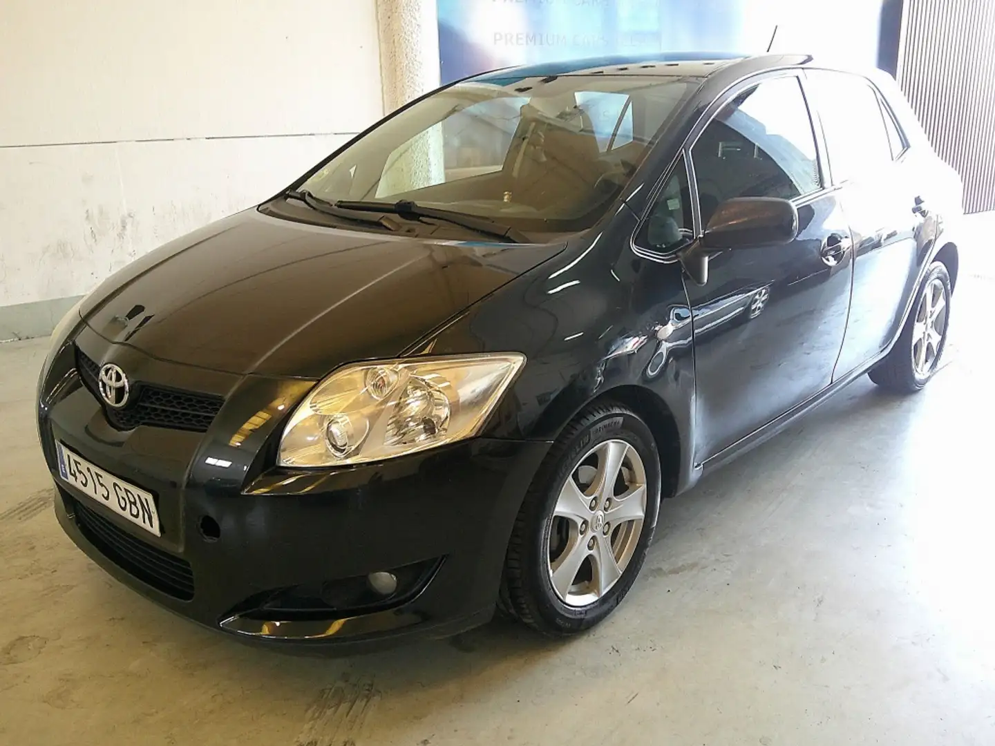 Toyota Auris 1.4D-4D Negro - 1