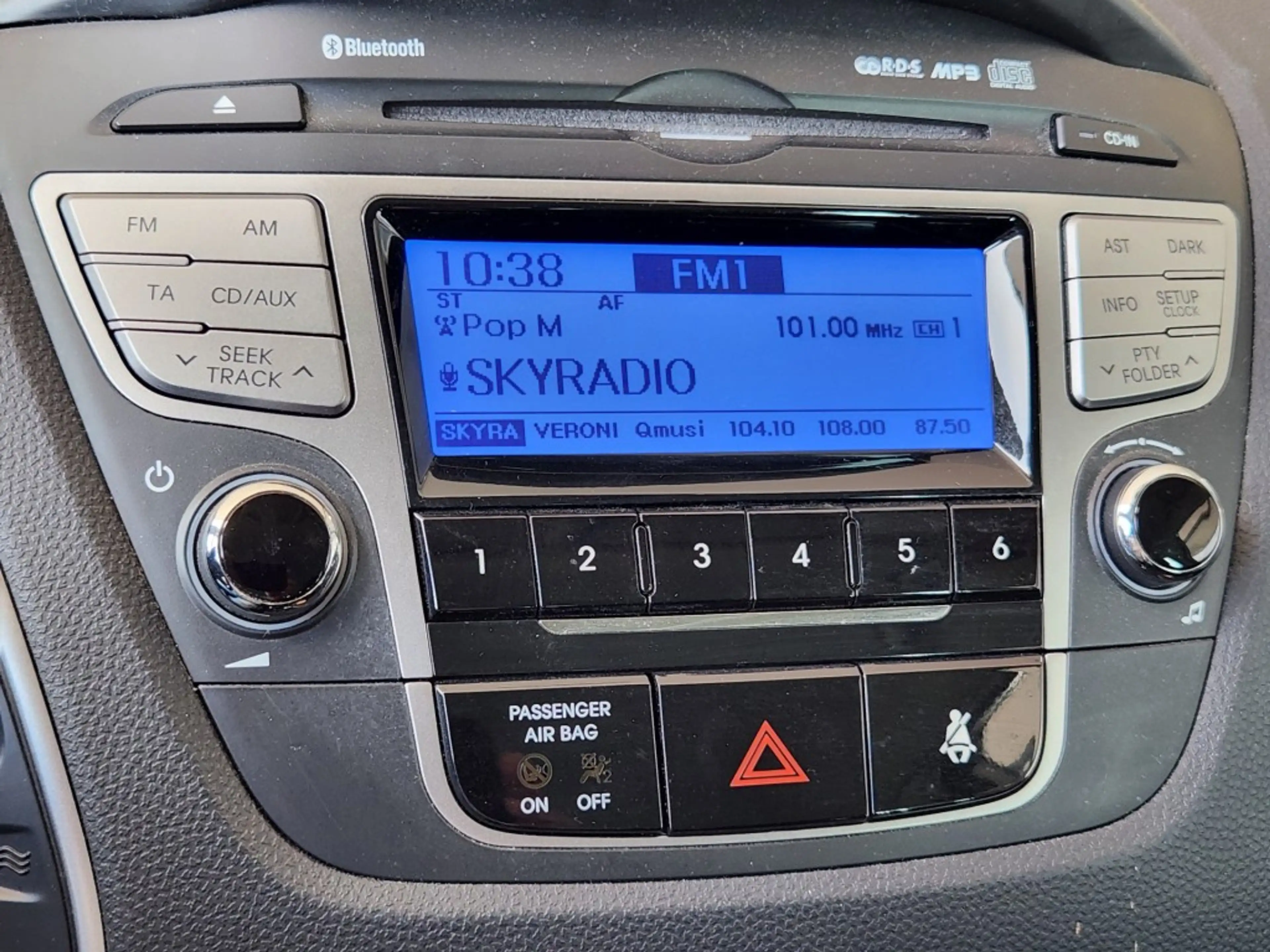 Hyundai iX35 1.6I Gdi Style, Clima, Cruise, Bluetooth, 109.822k — photo 10