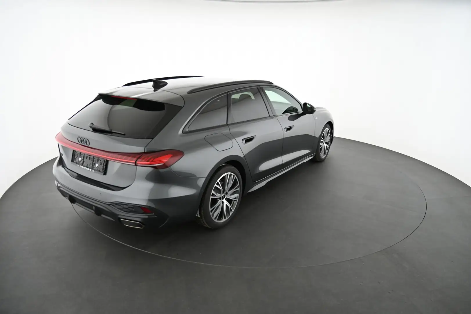 Audi A5 2.0 TFSI Avant S-tronic S-line Grau - 2