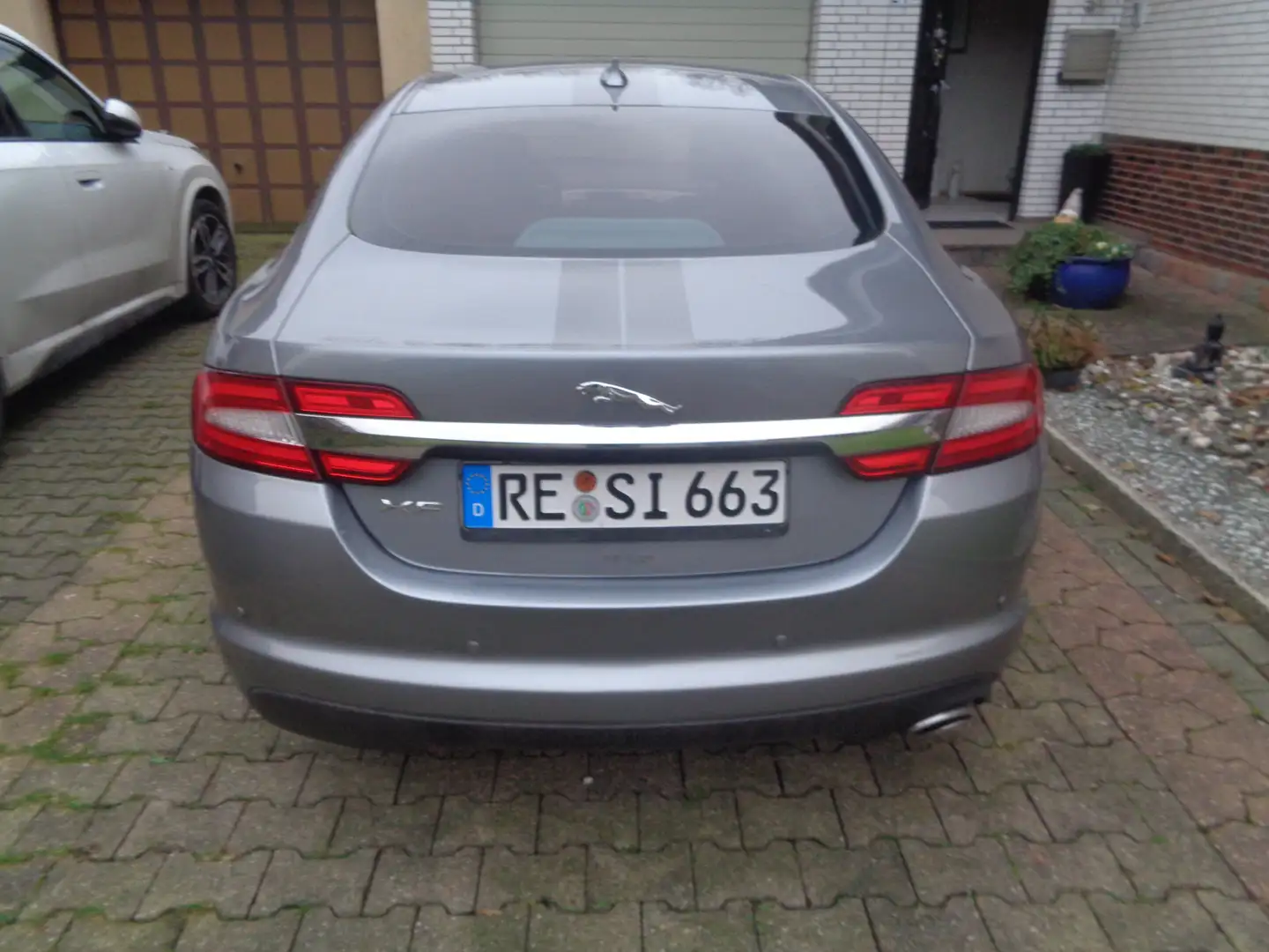 Jaguar XF XF 2.2 Diesel Бронзовий - 2