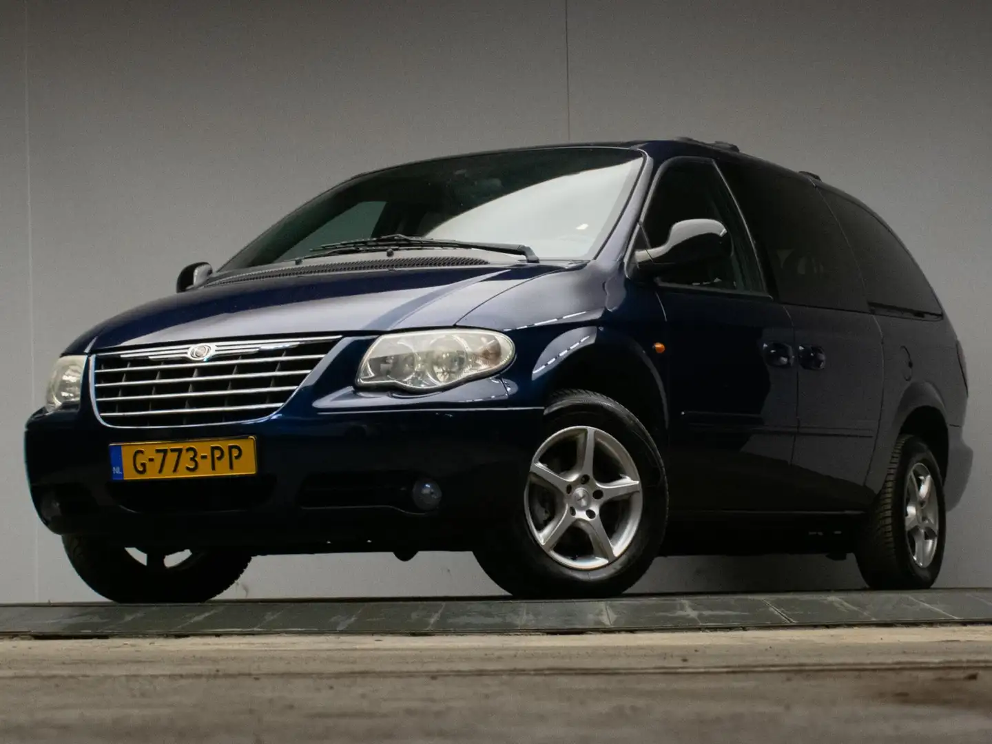 Chrysler Grand Voyager 3.3i V6 SE Luxe Sport (NAVI,LEDER,STOELVERWARMING, Blu/Azzurro - 2