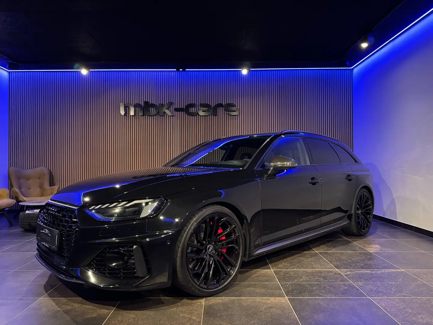 Audi RS4 2.9 TFSI quattro *Carbon, 360°Kamera, B&O, Pano* Schwarz - 2