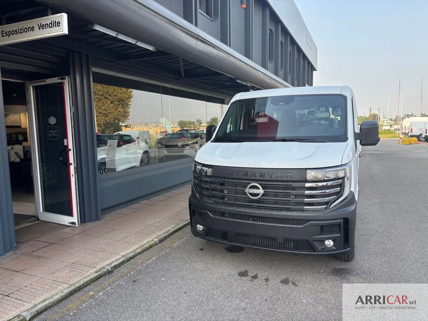 Nissan Interstar Interstar 35 2.0 dCi 150CV PL-TM-DC N-Connecta Fu Blanc - 1