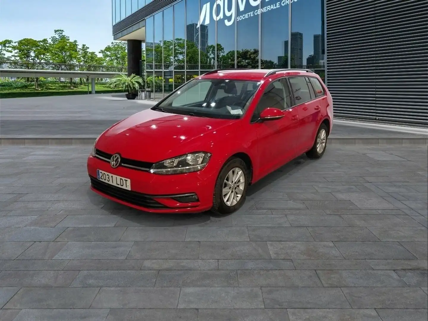 Volkswagen Golf Variant 1.0 TSI Ready2GO 85kW Rosso - 1