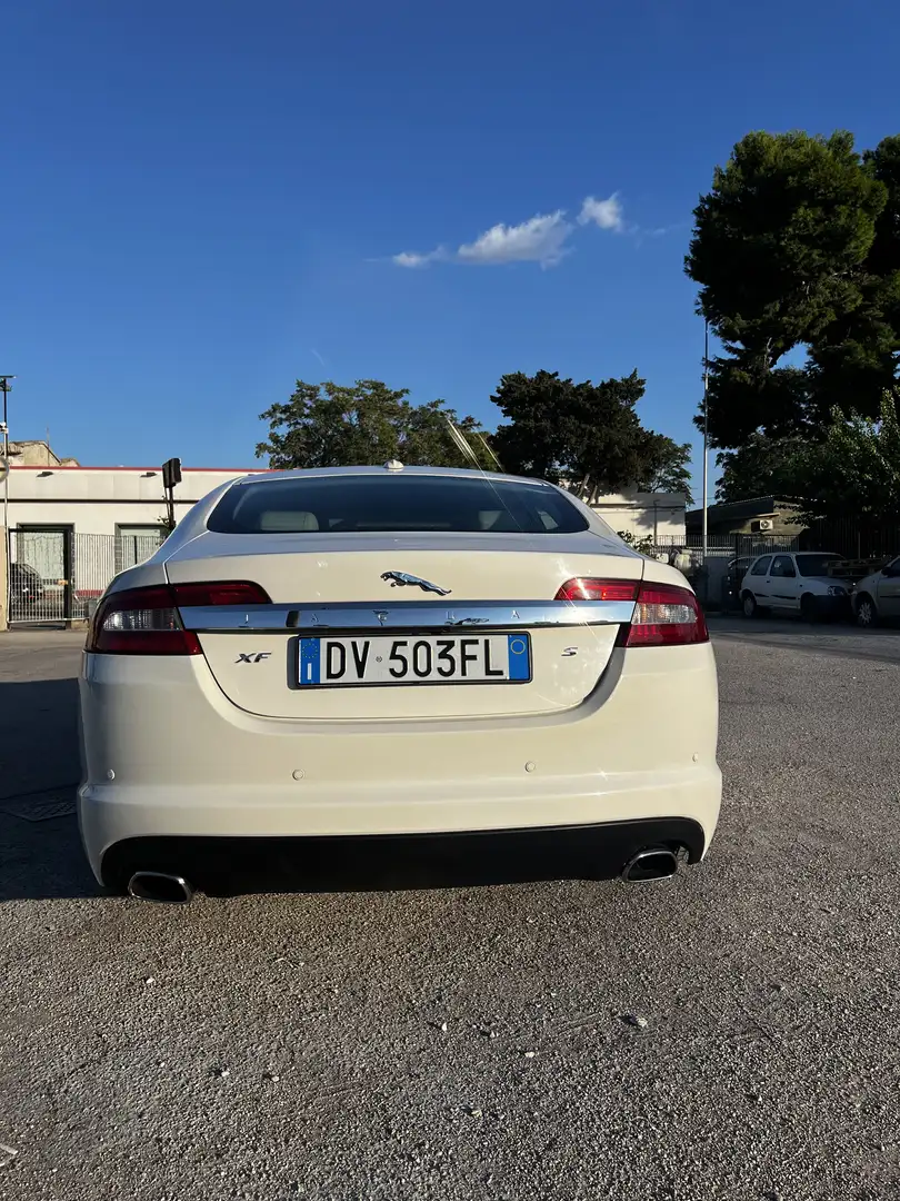 Jaguar XF 3.0ds V6 Portfolio auto - 1