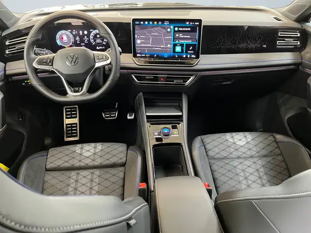 Volkswagen Tiguan view 8