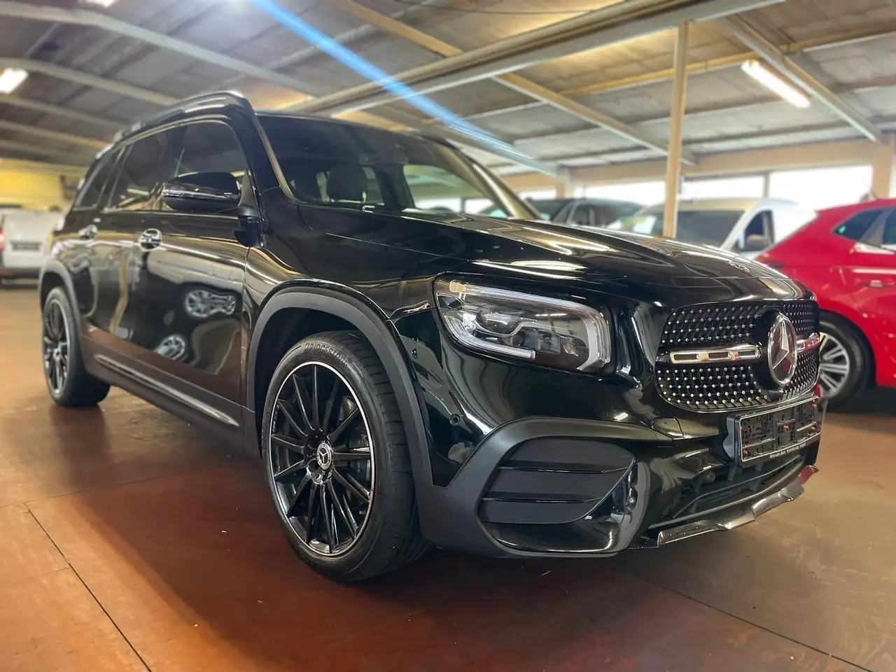 Mercedes-Benz GLB 200