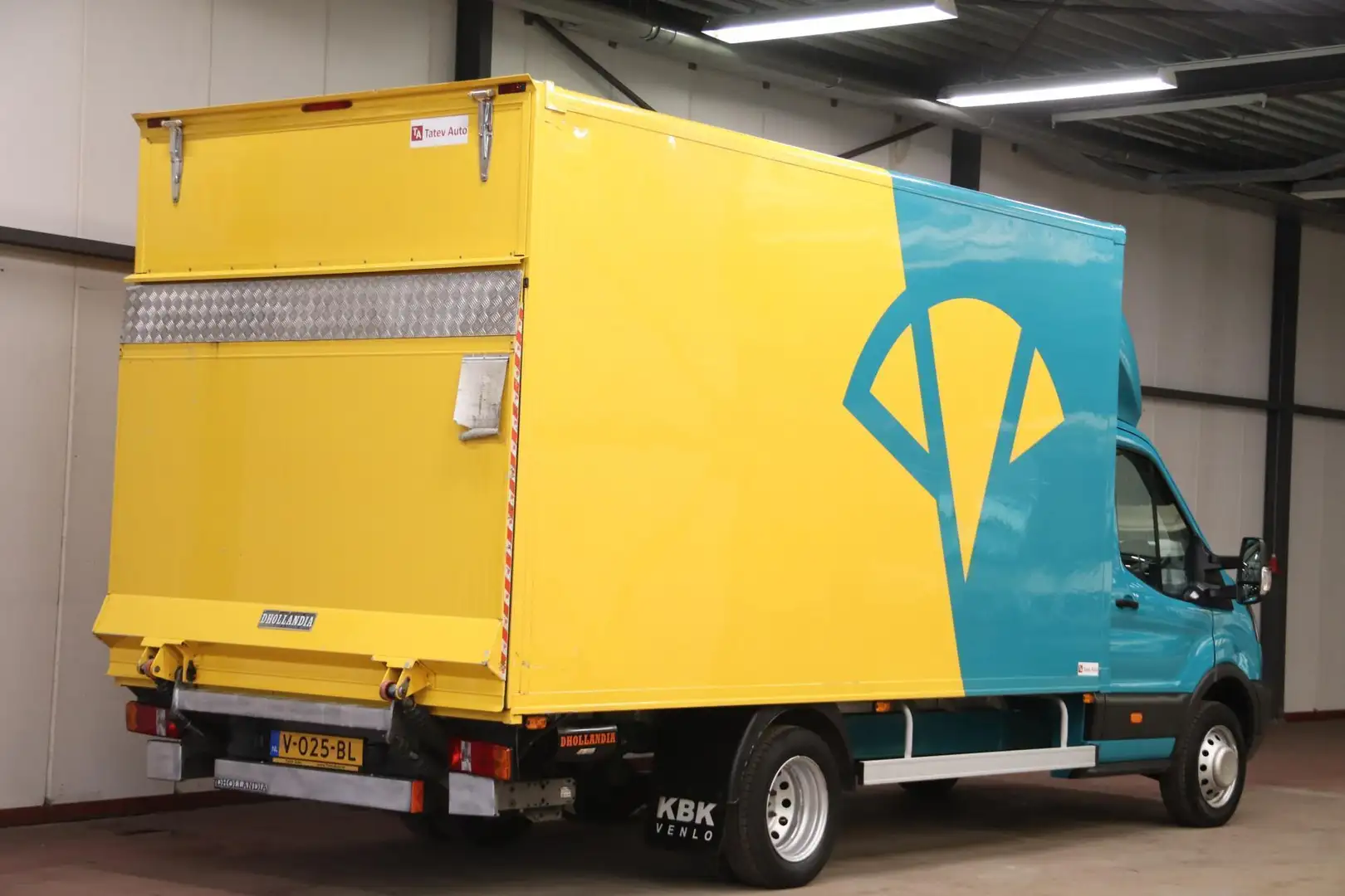 Ford Transit 2.0 TDCI 170PK BAKWAGEN MEUBELBAK LAADKLEP EURO 6 Vert - 2