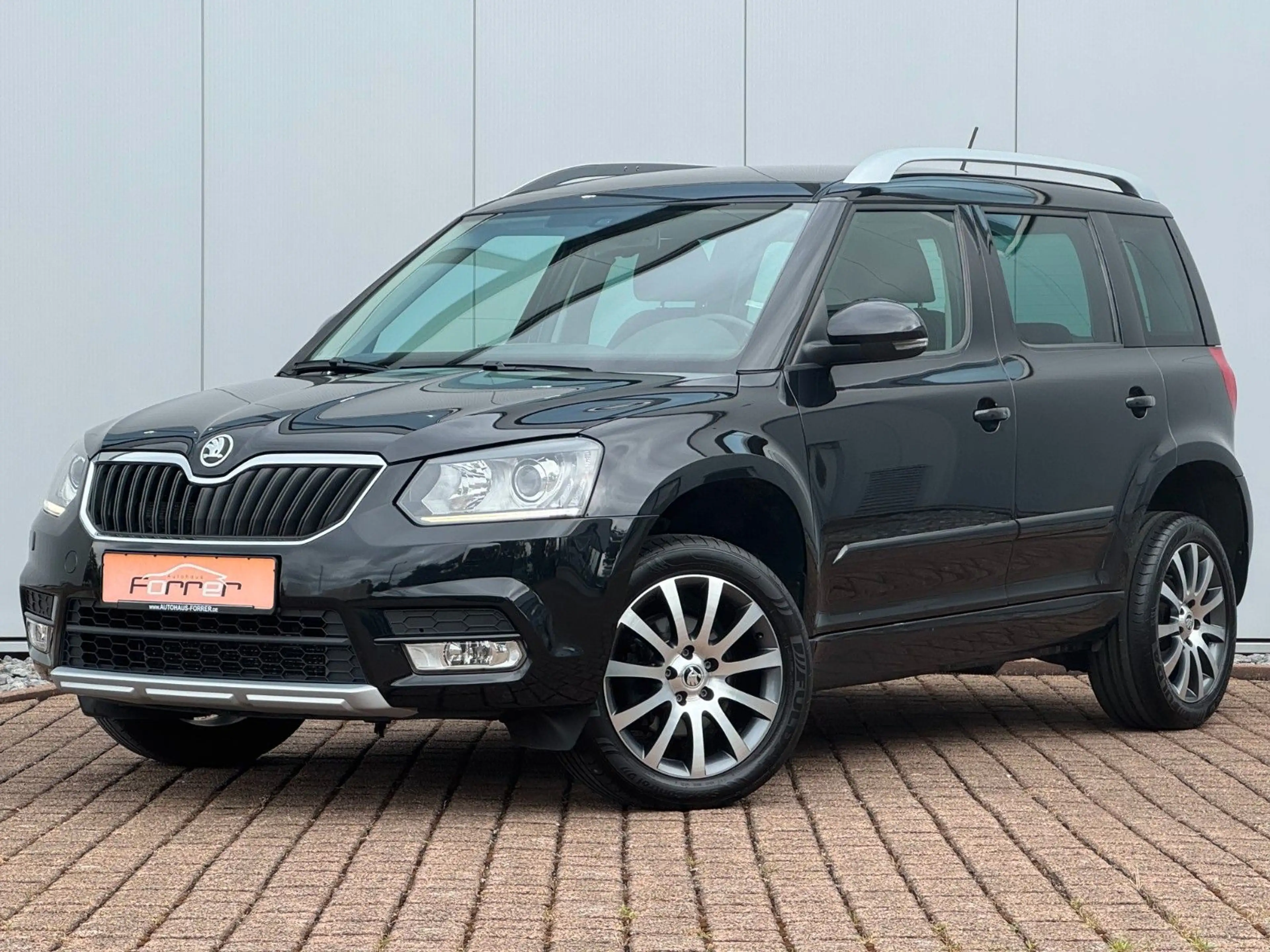 Skoda Yeti 2.0 TDI DSG "Edition"4x4 BI-XENON NAVI AHK