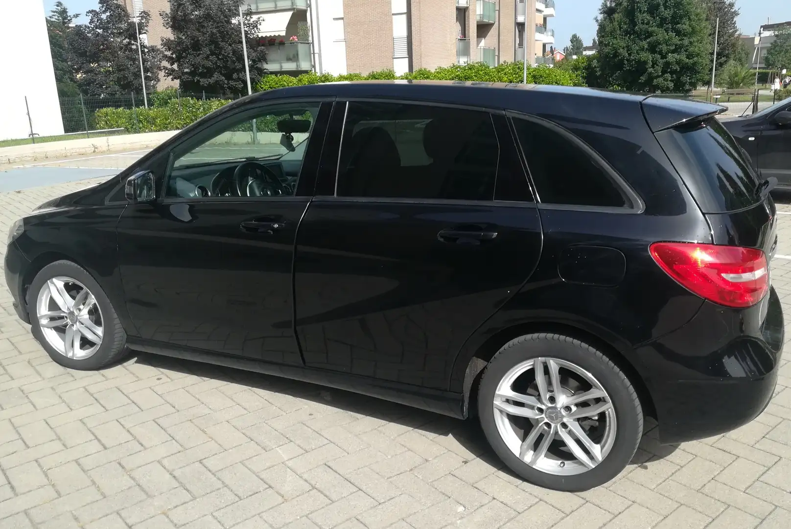 Mercedes-Benz B 180 Classe B - T246 cdi be Executive Nero - 2